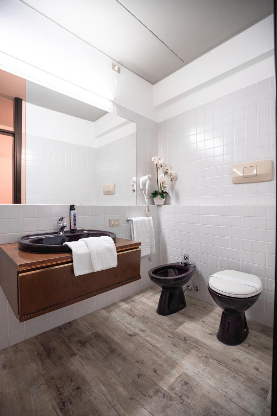 Superior Double or Twin Room - Photo 6