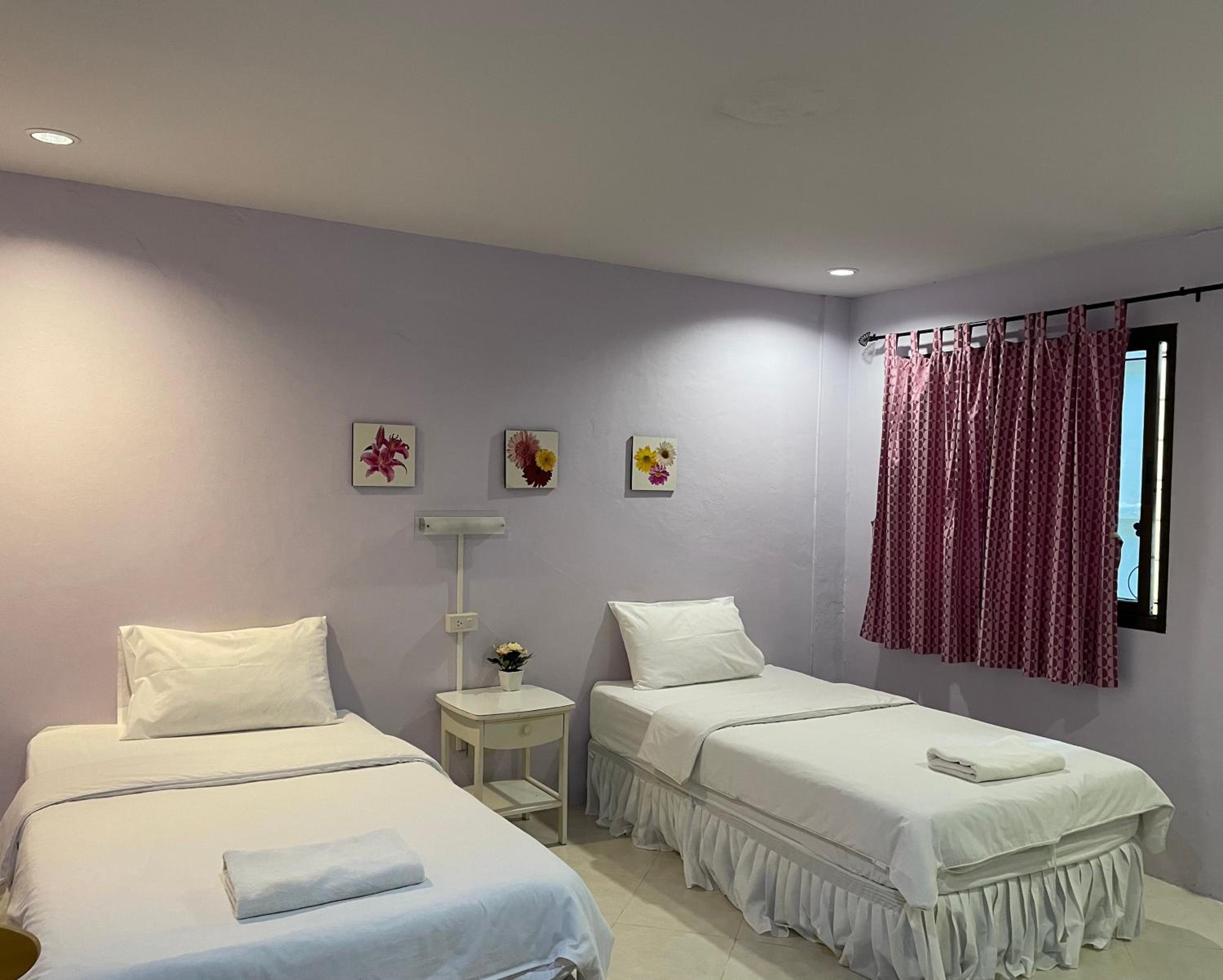 Standard Twin Room photo 1