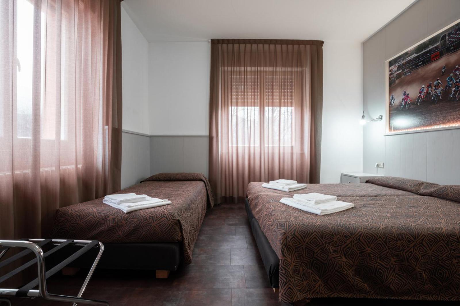 Triple Room - Photo 2