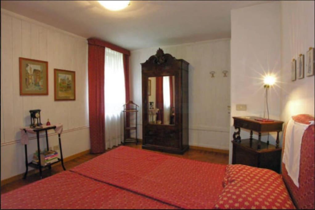Two-Bedroom Apartment photo 2