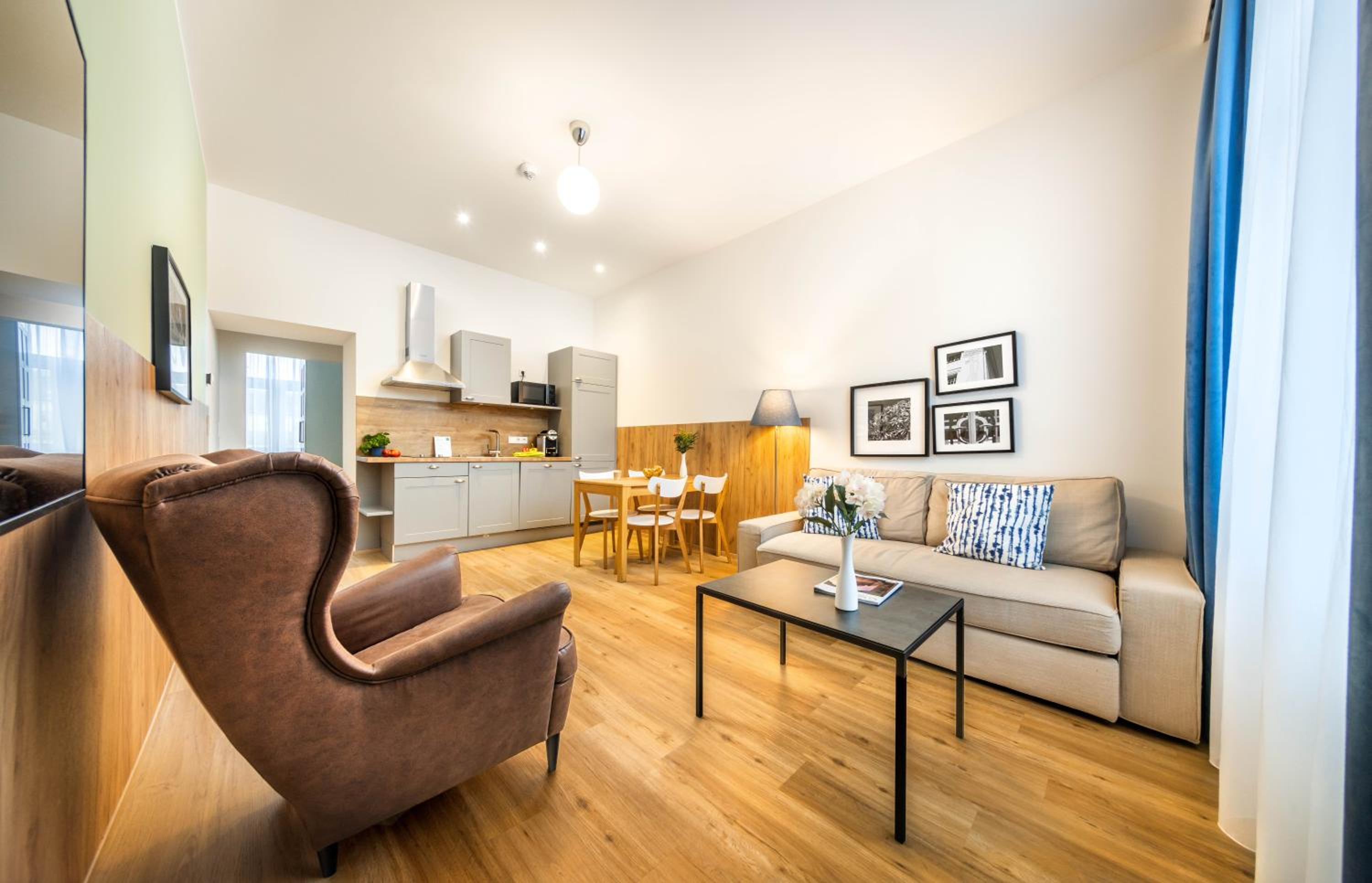 1-Bedroom Suite