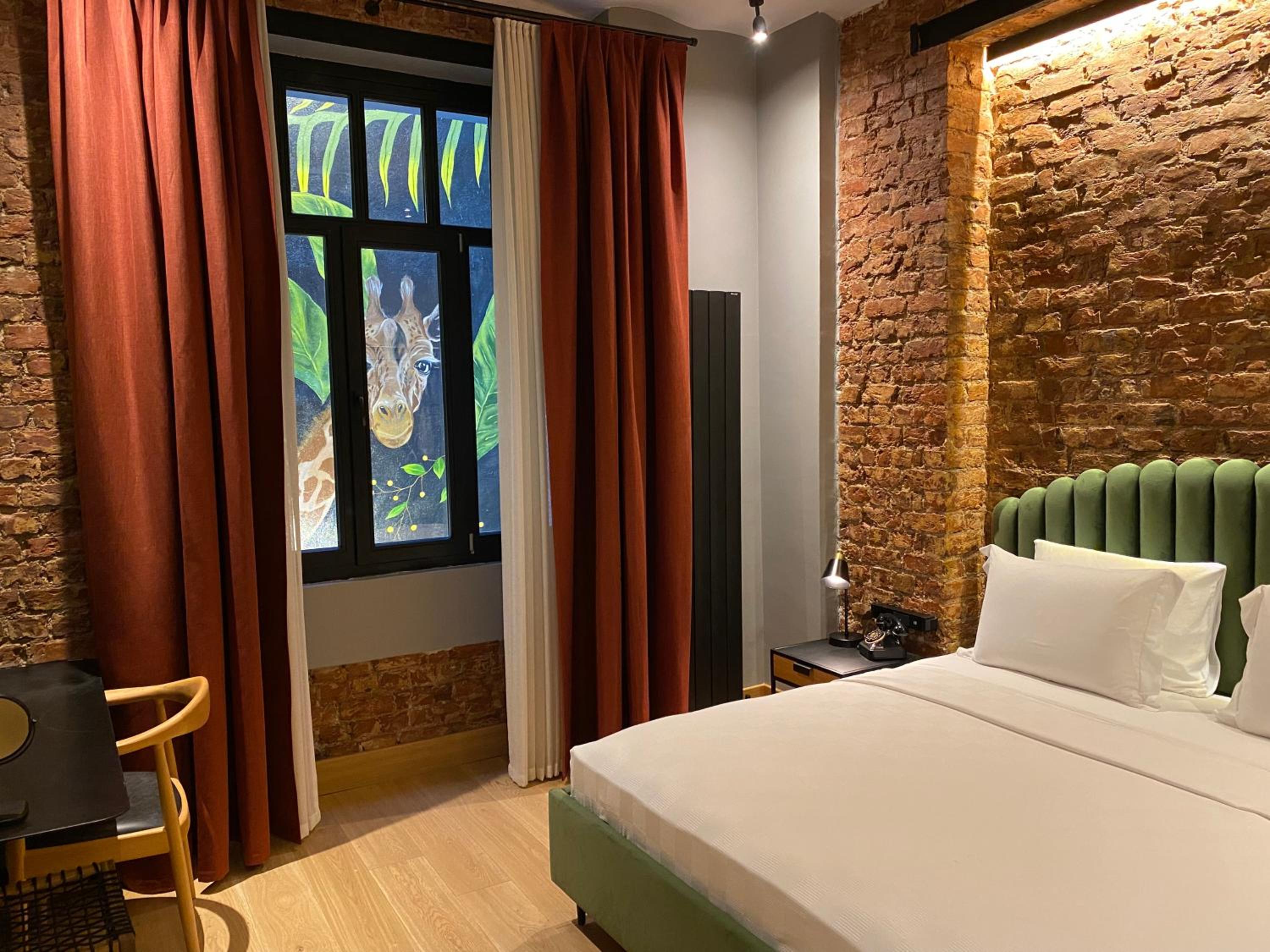 Suite Room Courtyard View photo 2