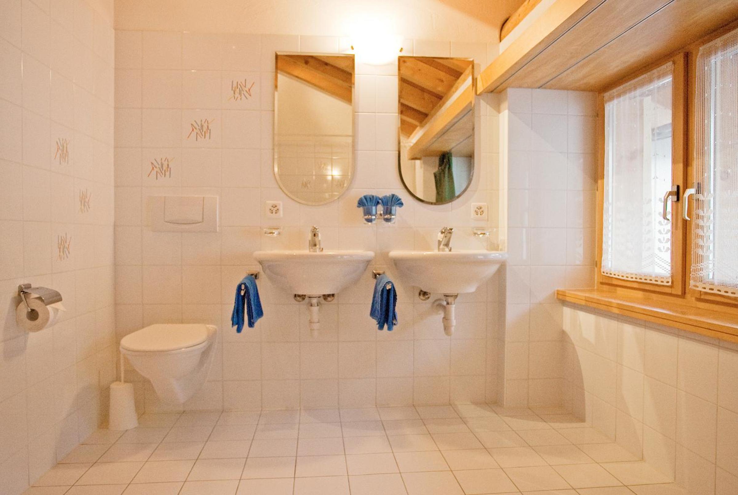 One-Bedroom Apartment With Balcony (2 Adults) photo 2