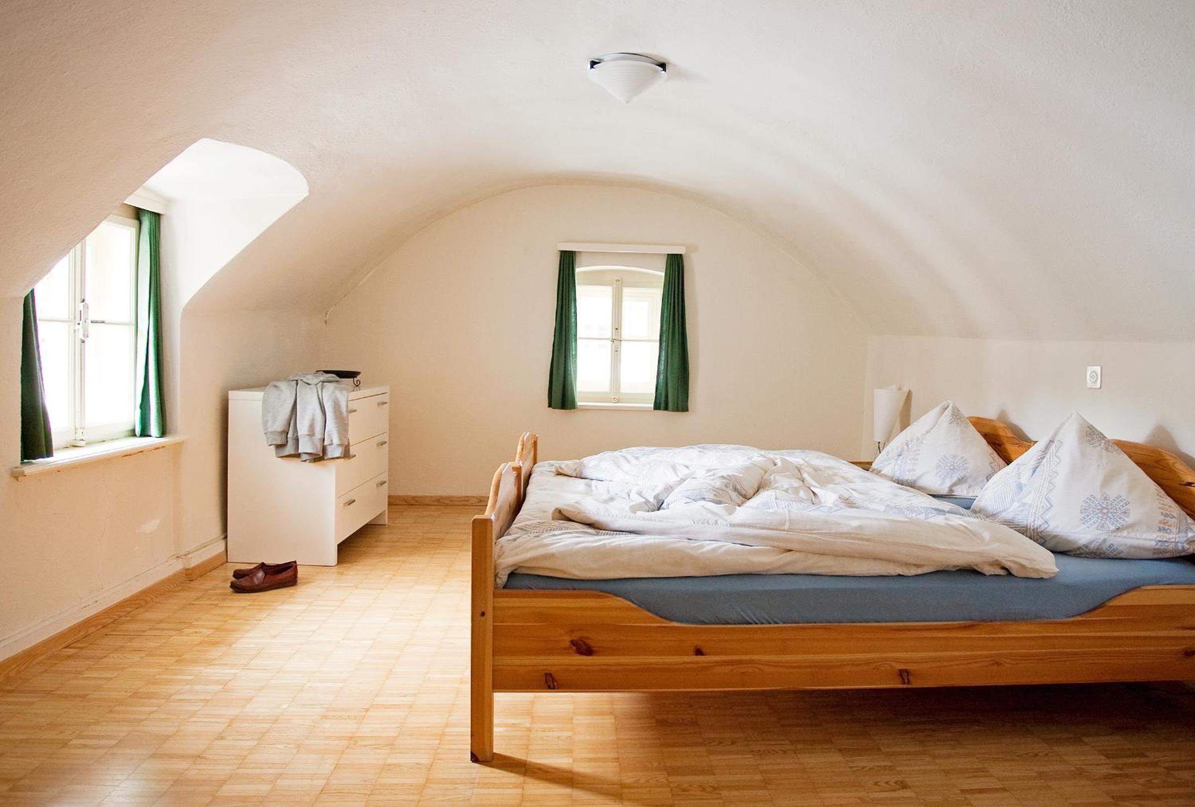 One-Bedroom Apartment (2 - 4 Adults) photo 2