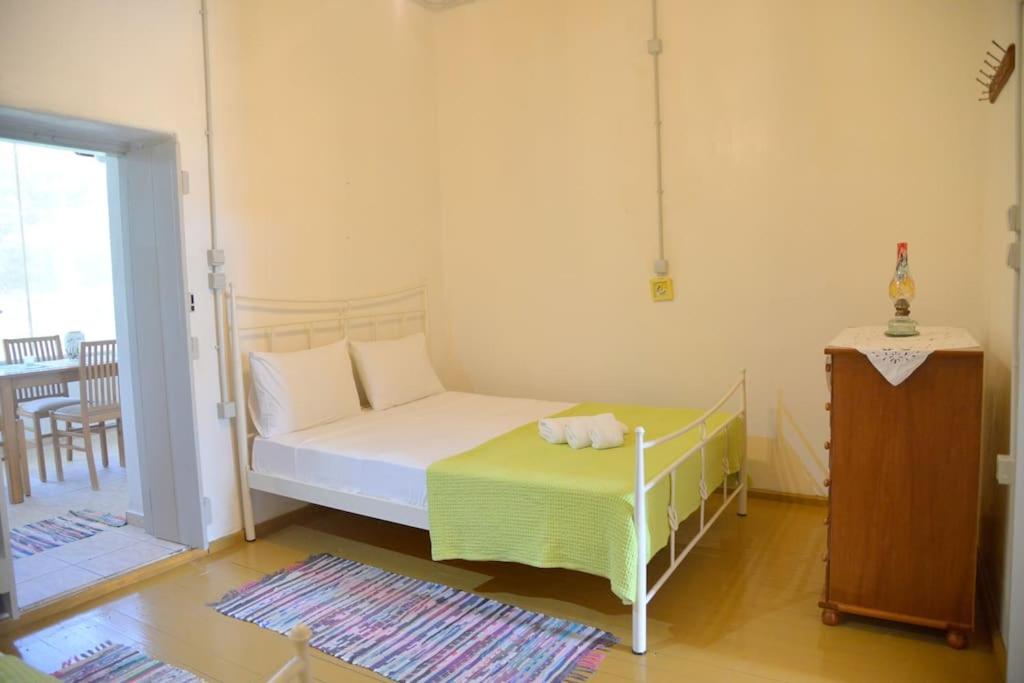 Two-Bedroom Apartment photo 2