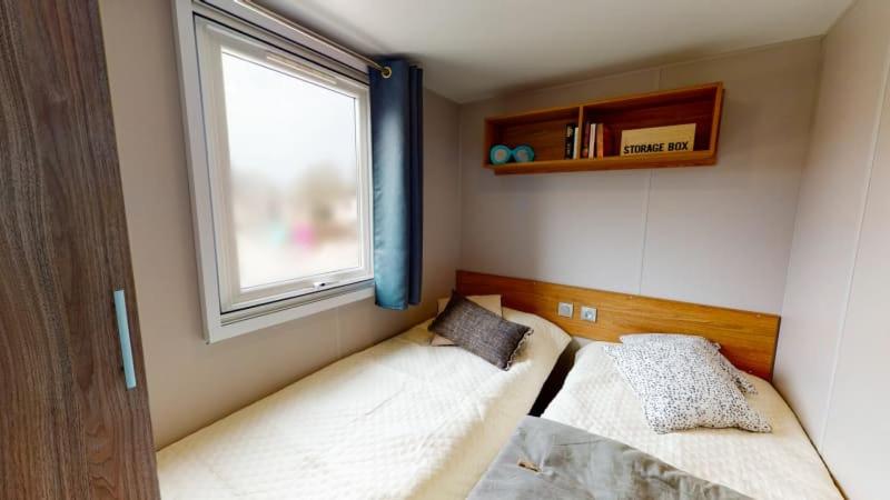 Mobile Home photo 3