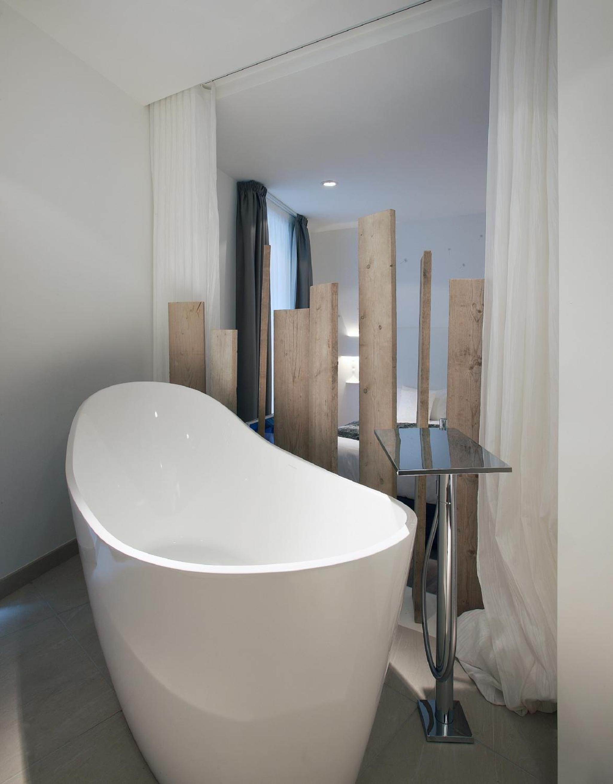 Deluxe Family Suite