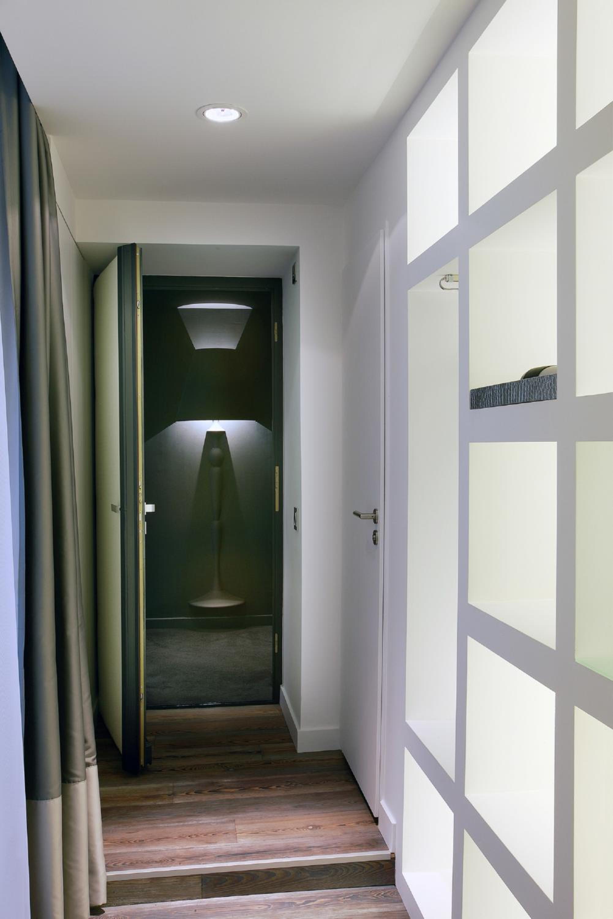 Deluxe Suite - Photo 3