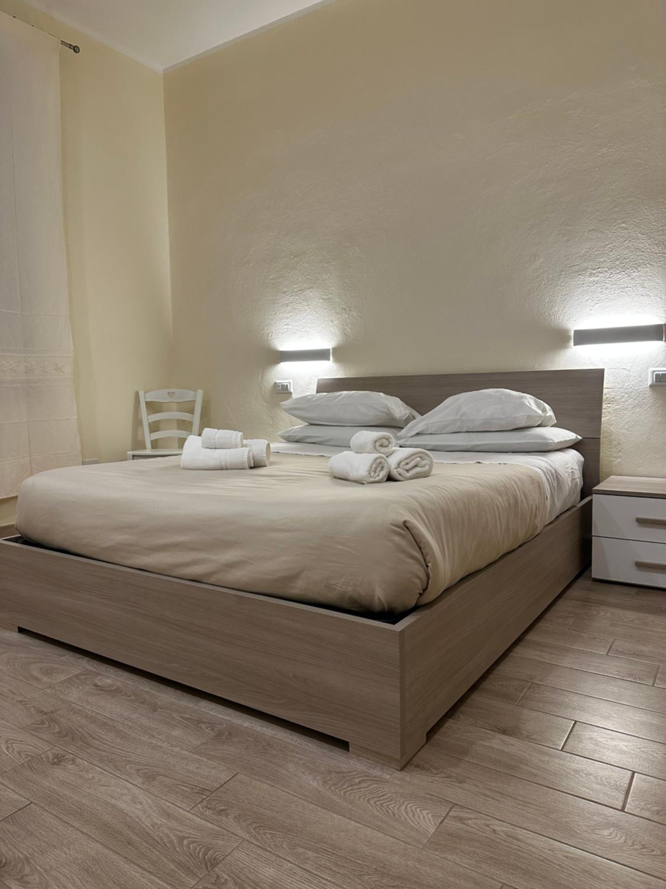 Double Room - Disability Access - Photo 4