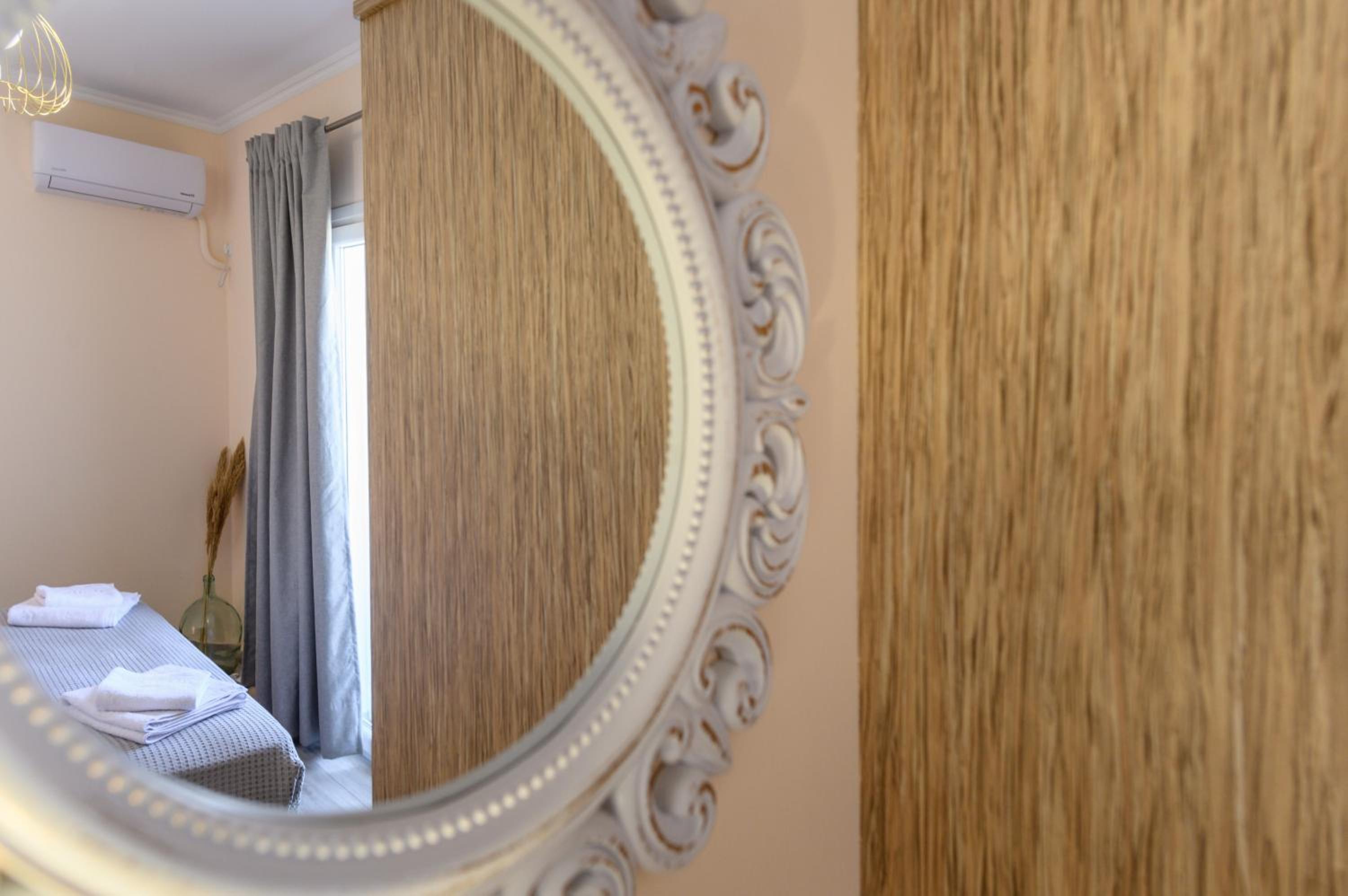 Apartment with Sea View - Photo 23