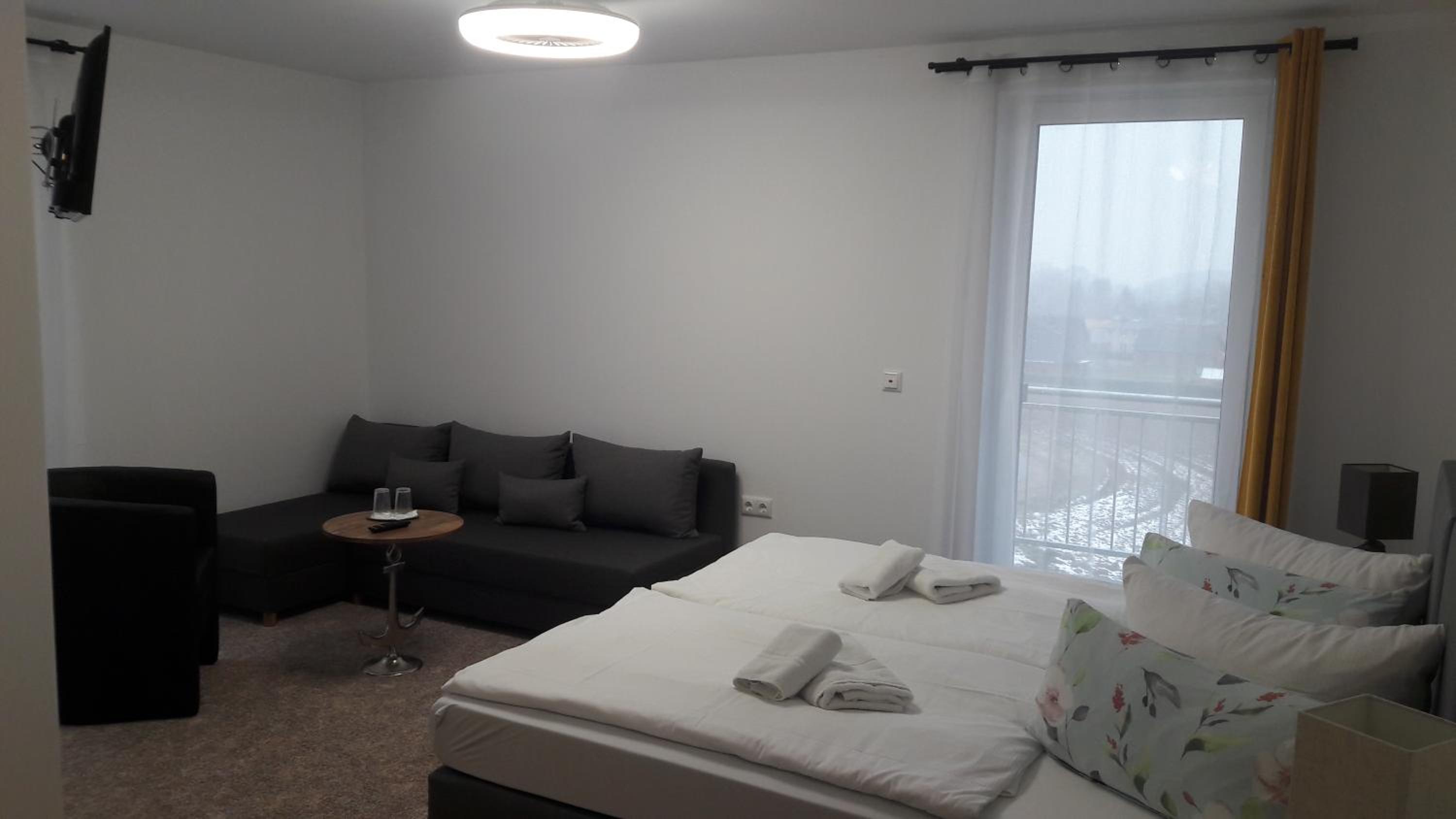 Double Room with Balcony photo 1