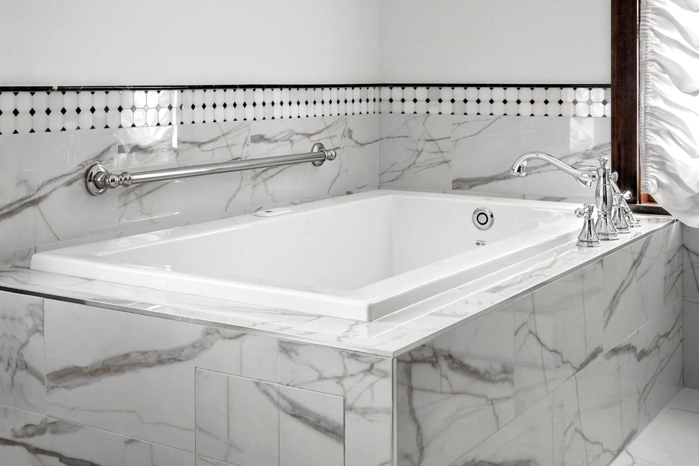 King Room with Spa Bath photo 3