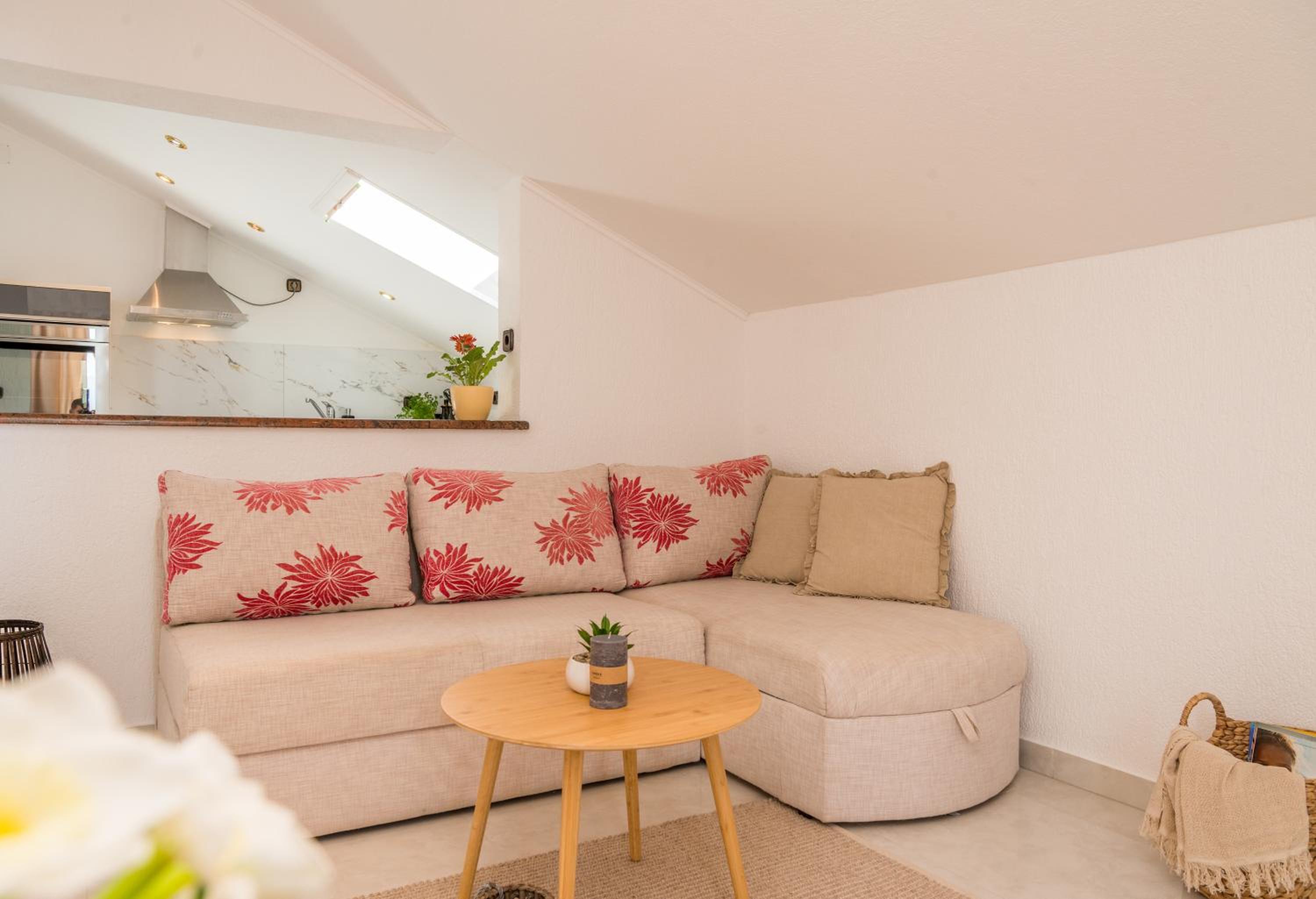 Apartment with Sea View
