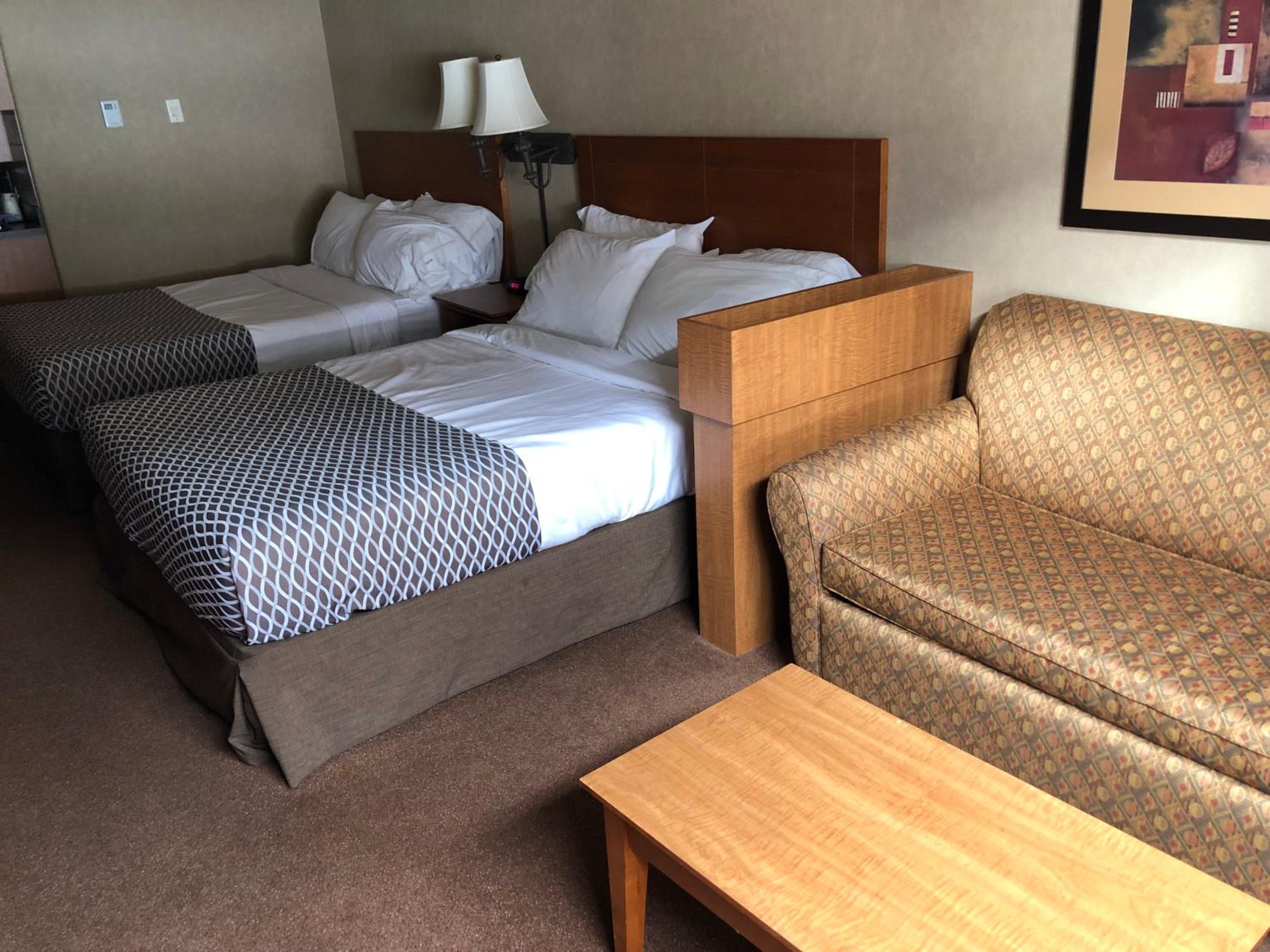 Studio Suite with Two Queen Beds - Non-Smoking - Photo 1