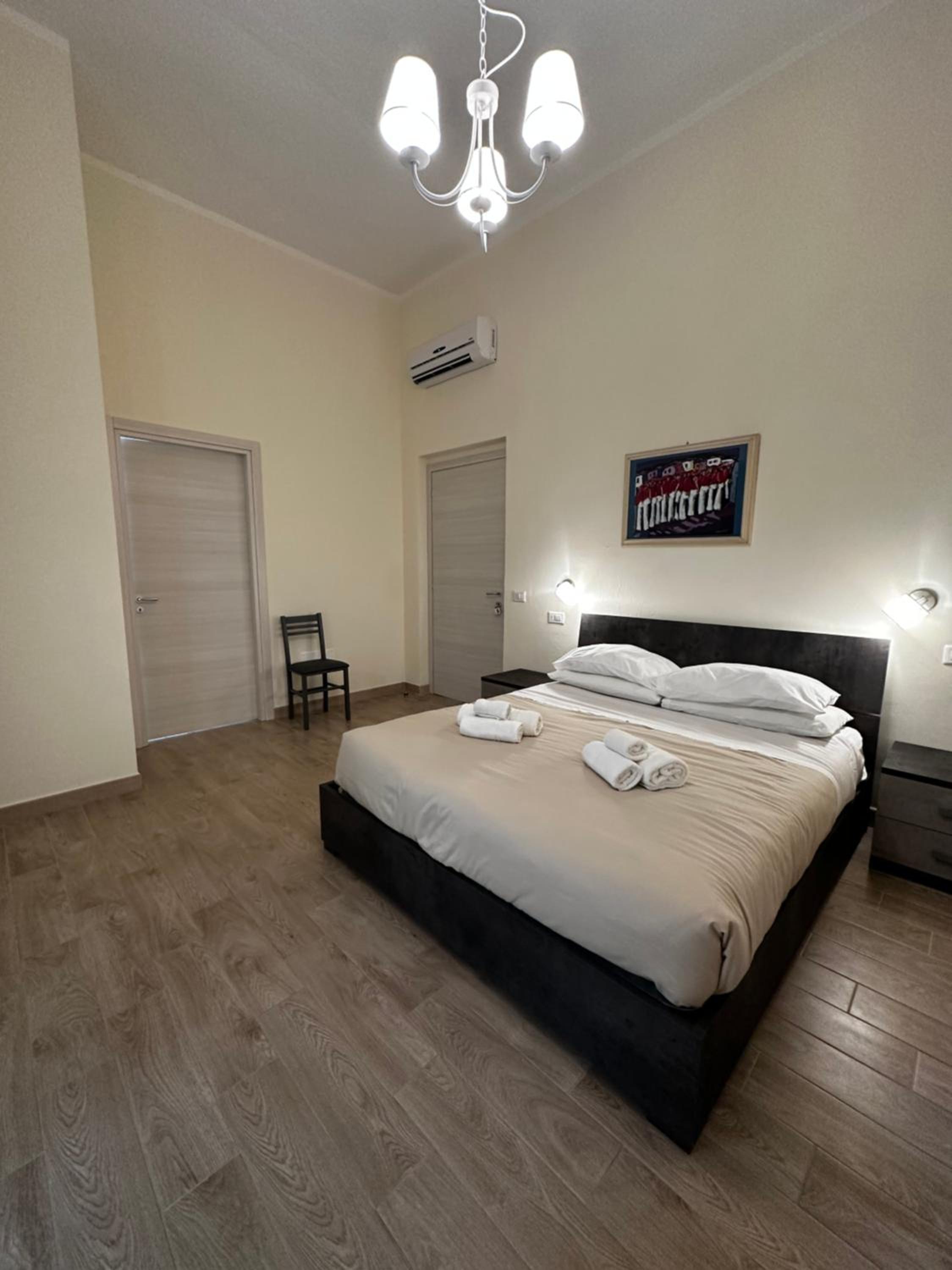 Double Room with Private Bathroom photo 2