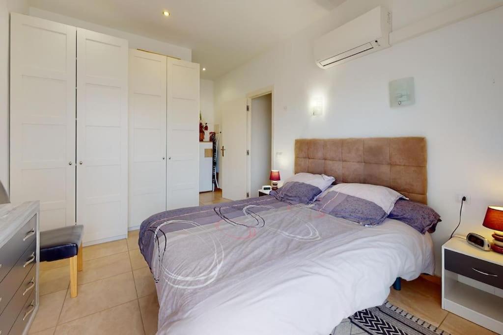 Two-Bedroom Apartment photo 2
