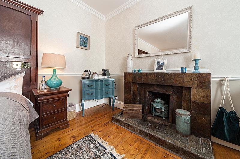 Queen Room photo 1