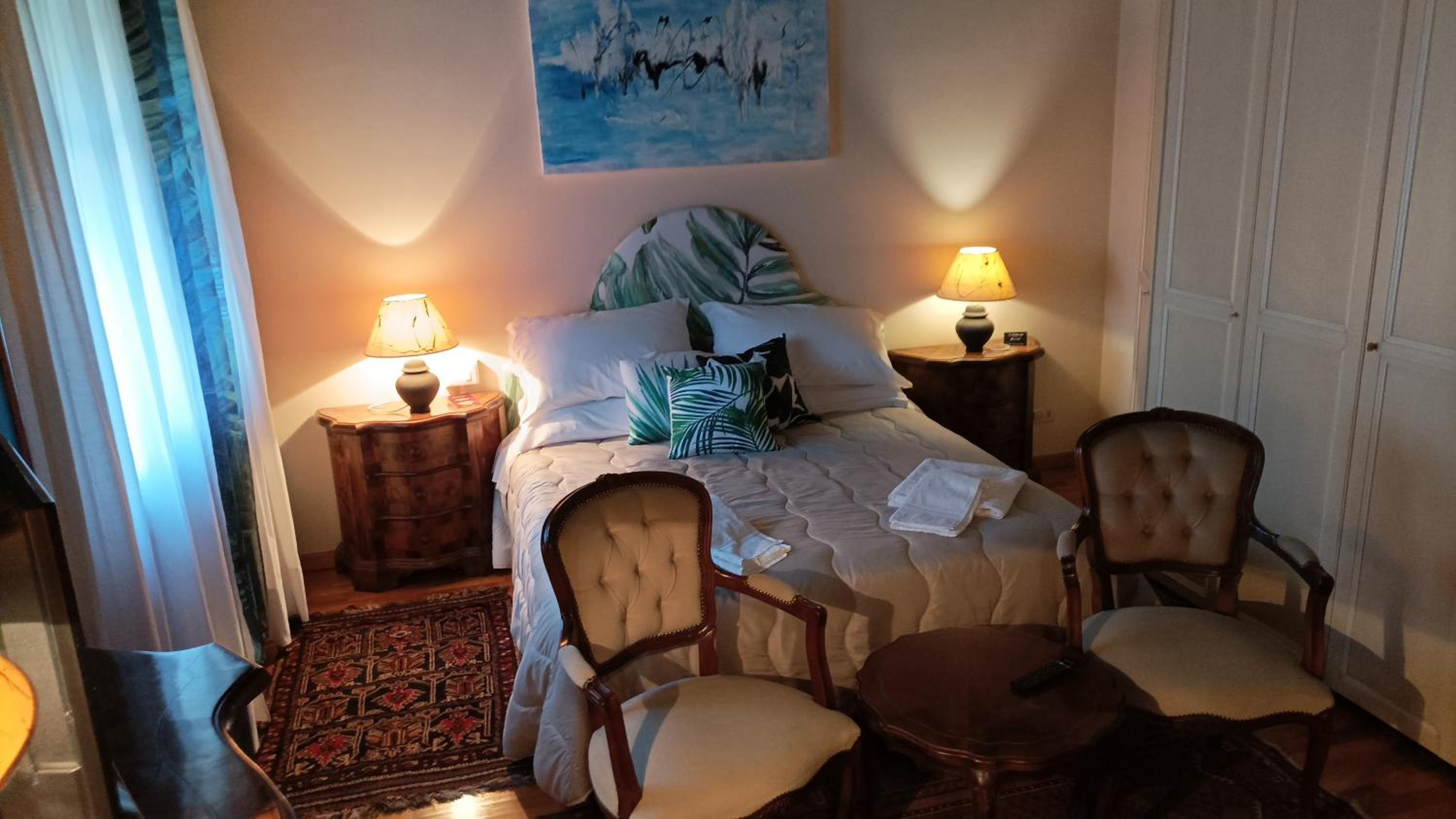 Double Room with Private Bathroom - Photo 5