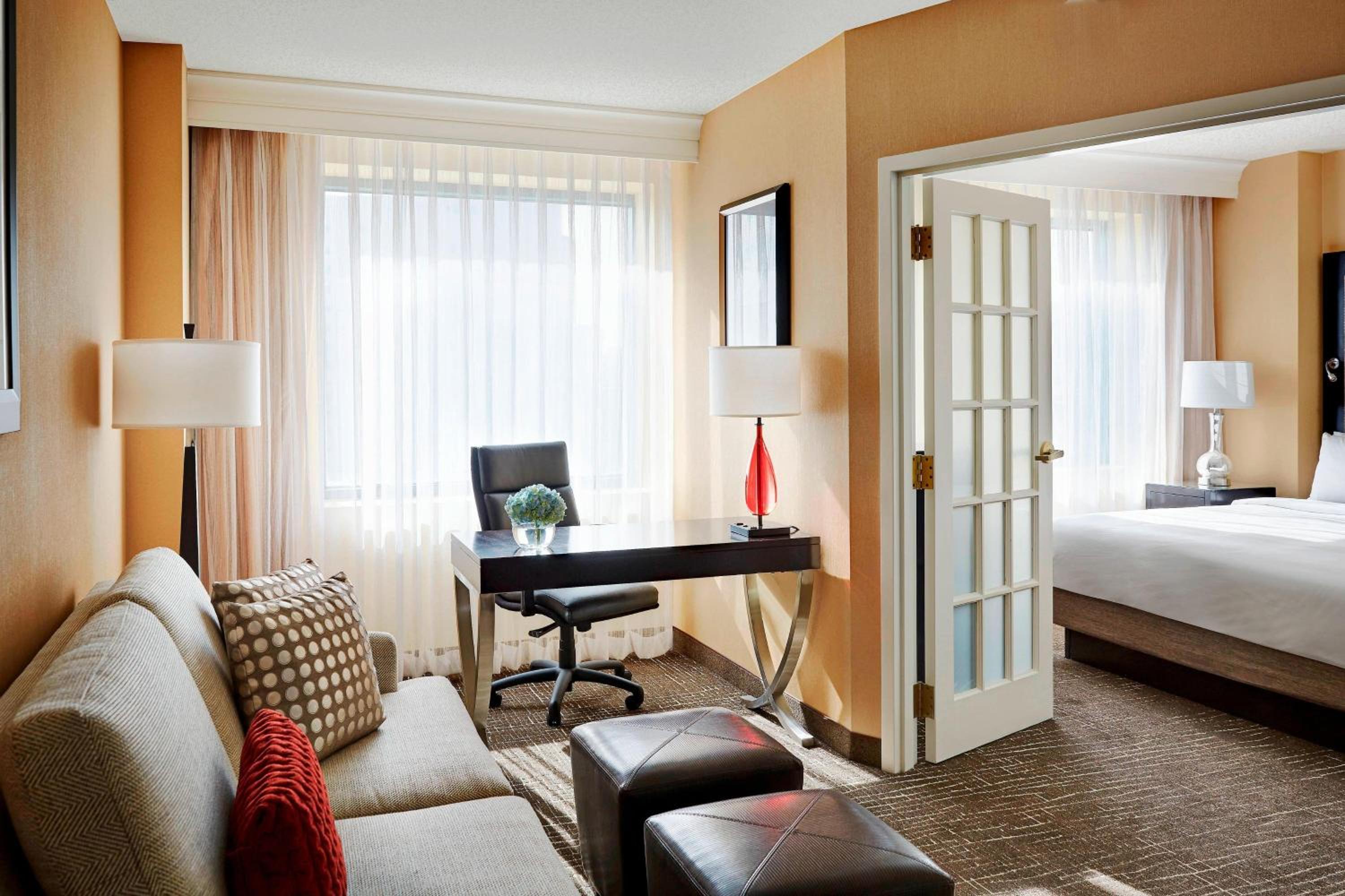 King Room - Non-Smoking - Photo 1