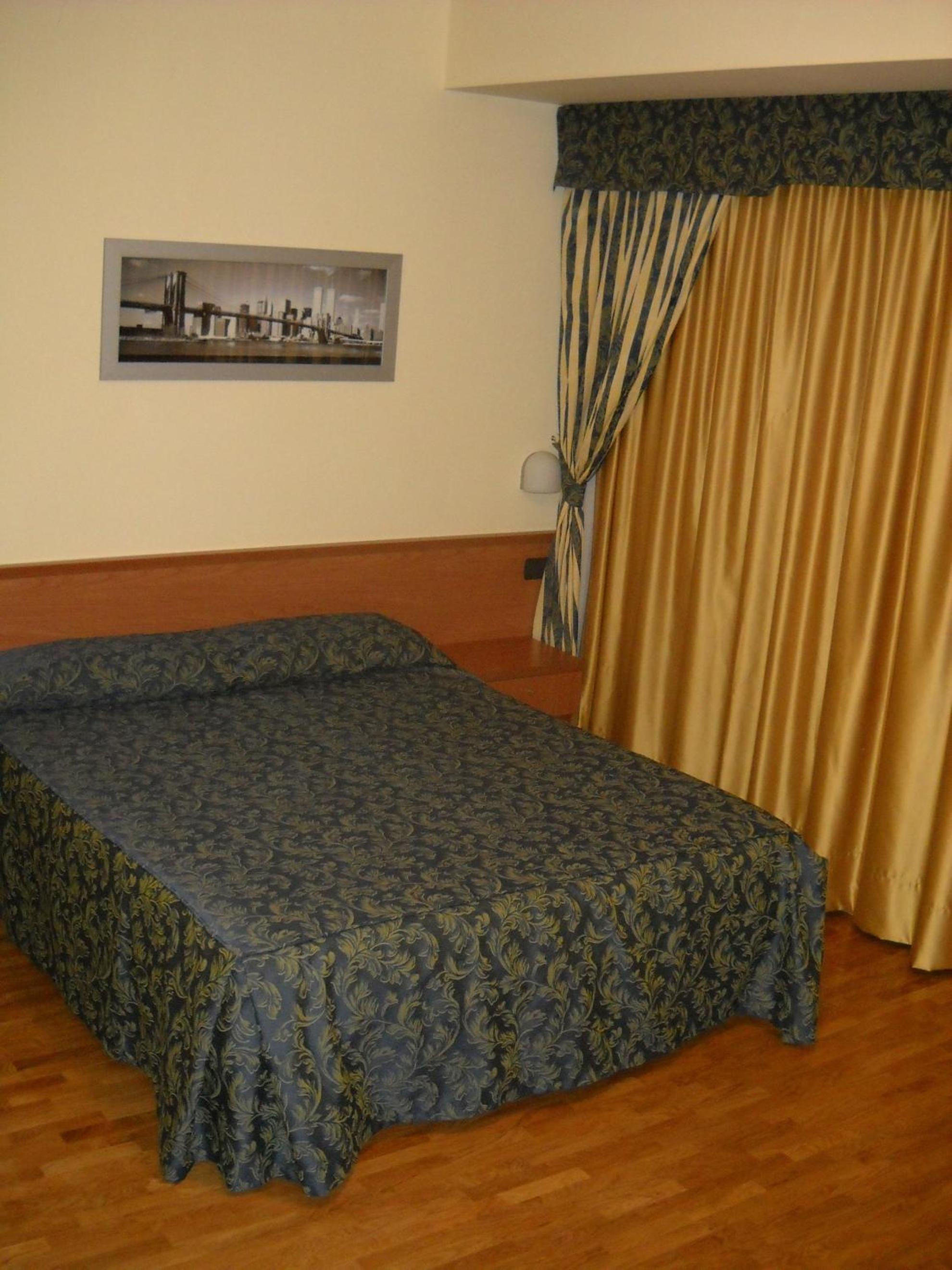 Double Room (1 Adult) photo 3