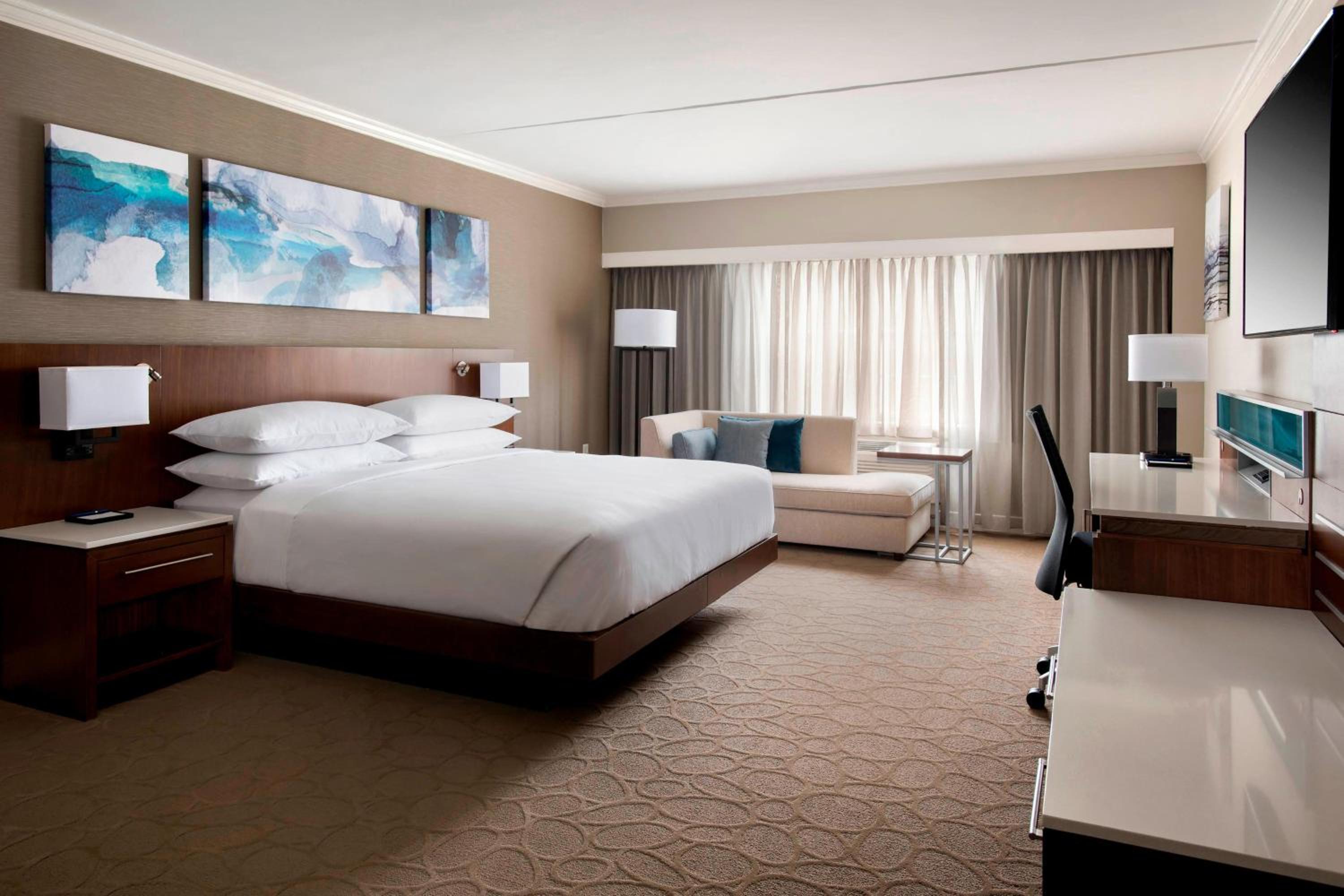 King Guest Room - Photo 1