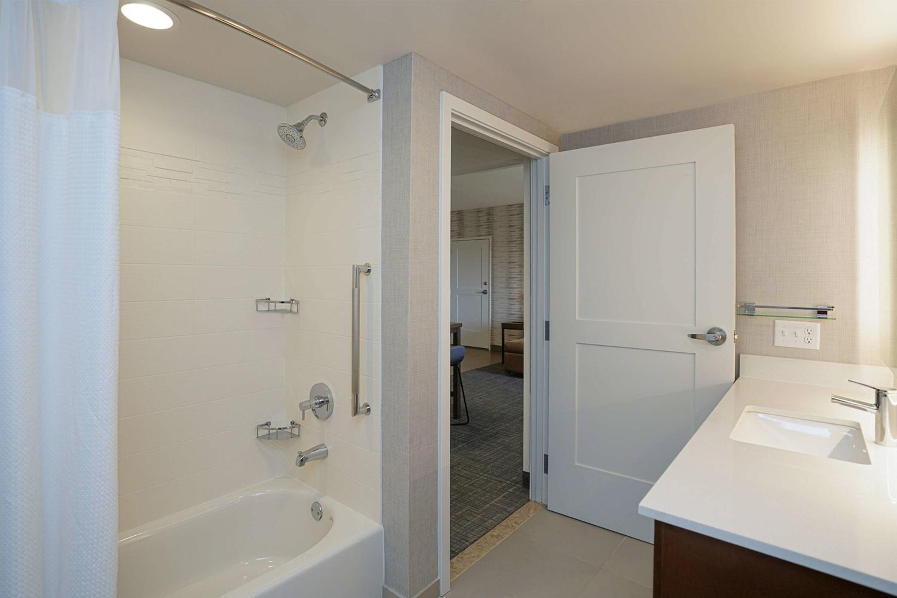 One Bedroom, 1 Bedroom Suite, 1 King, Sofa bed - Photo 3