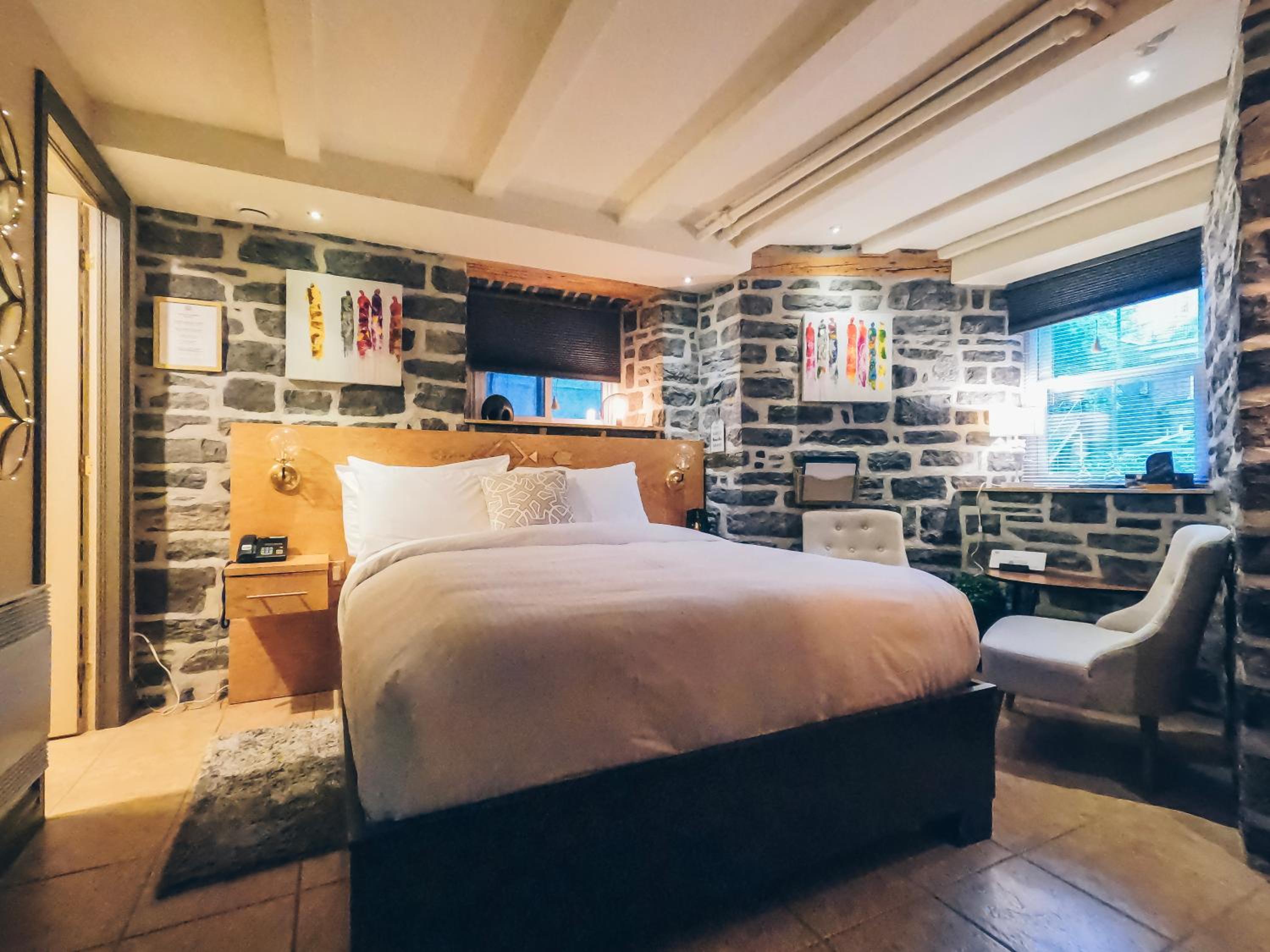 Superior Room with Stone Wall  - Photo 5