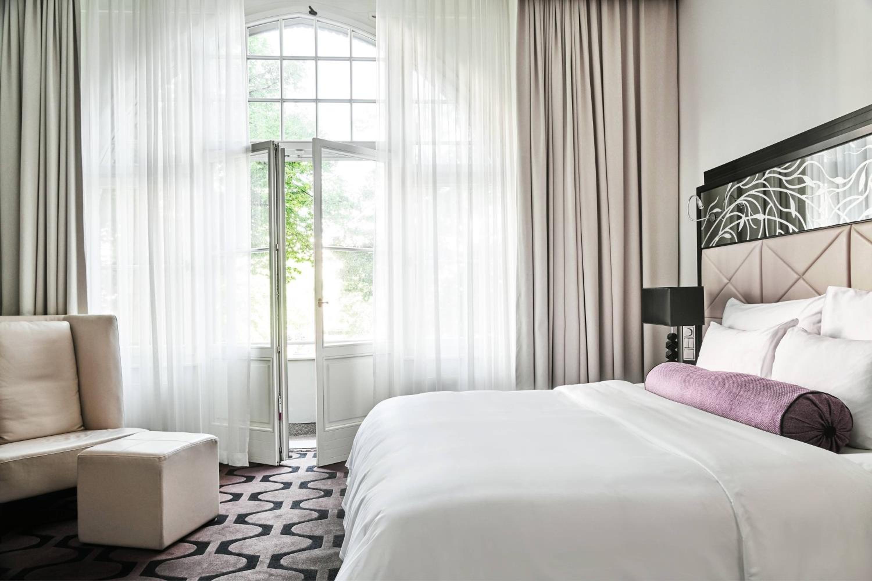 Superior Room, 1 King, Balcony