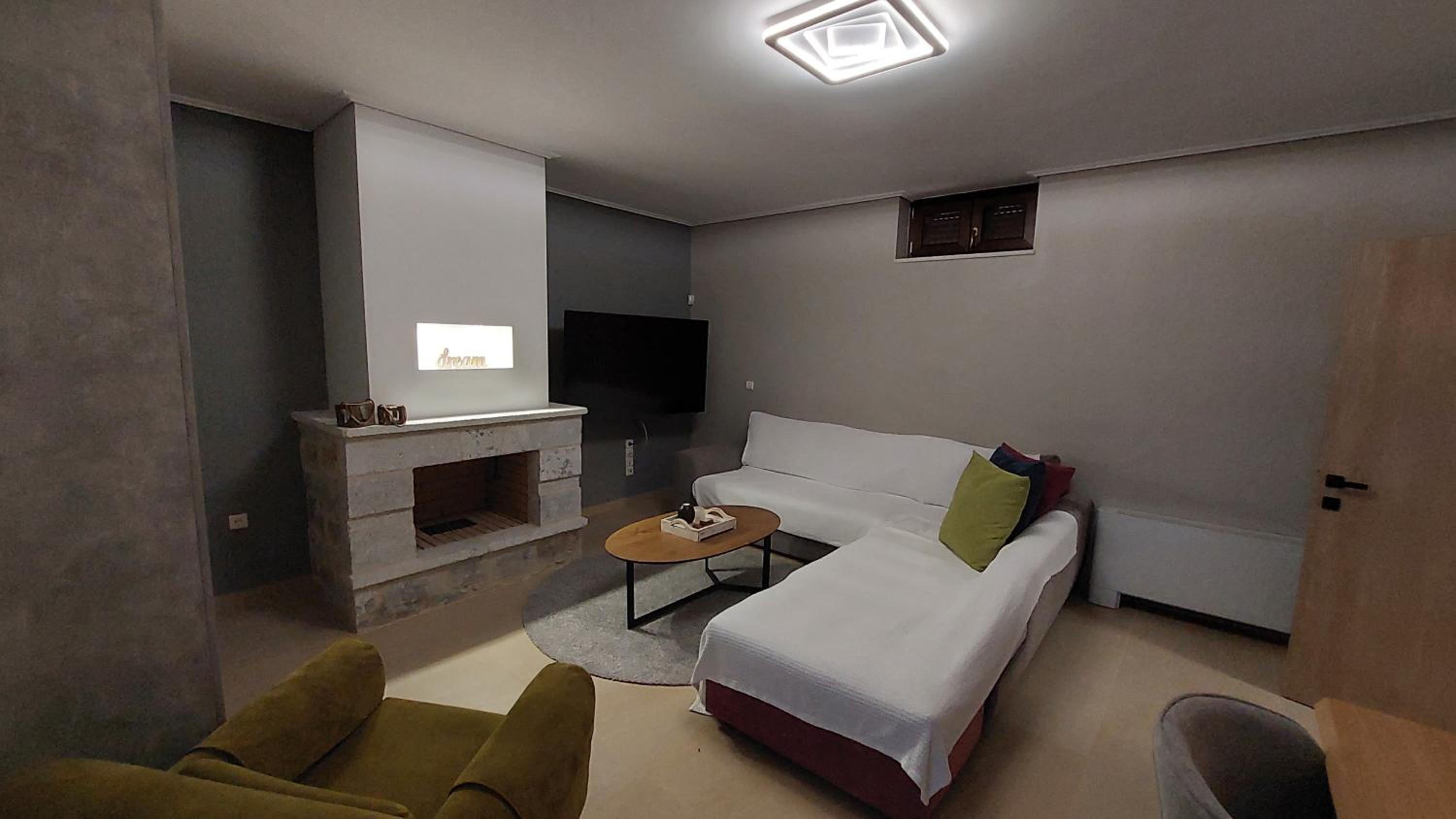 One-Bedroom Villa