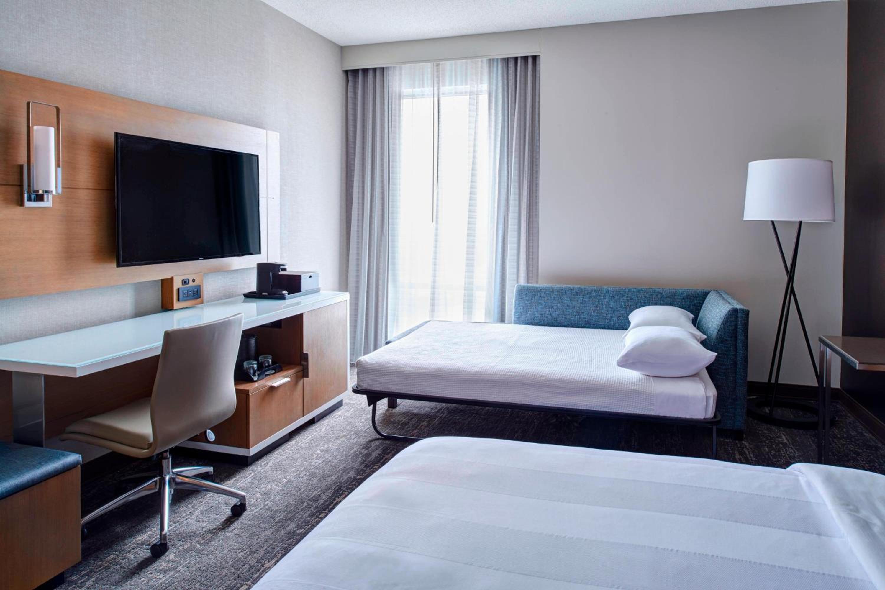 King or Double Room - Photo 5