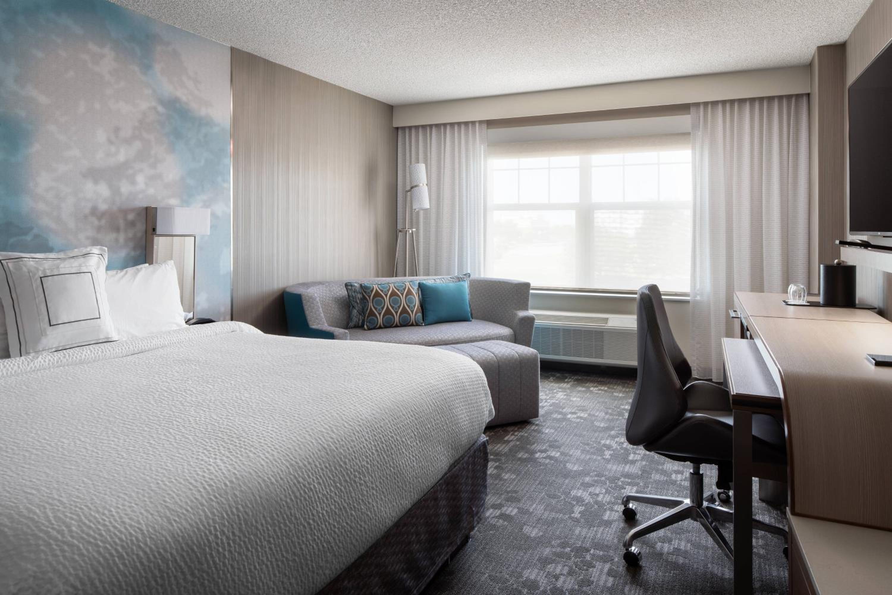Standard King Room - Photo 1