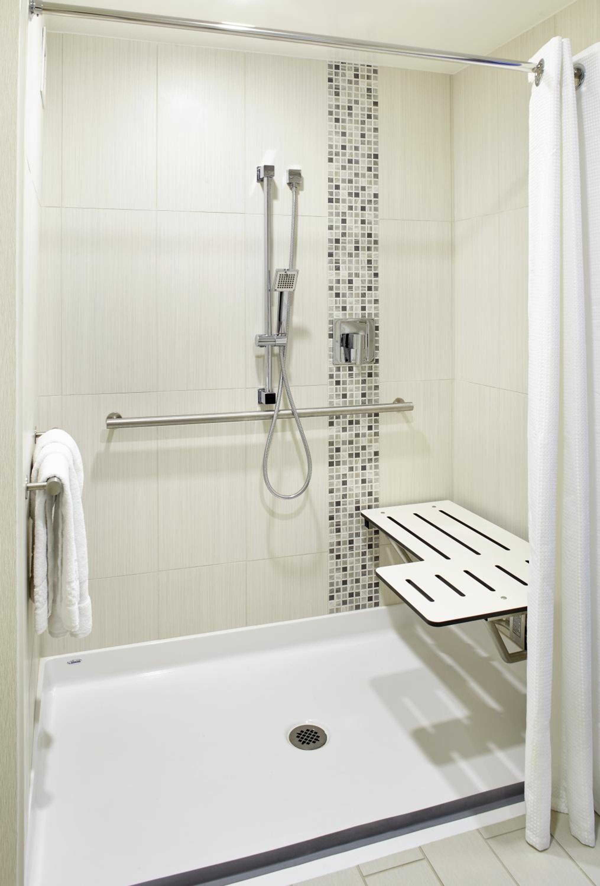 King Room with Roll-in Shower - Mobility and Hearing Accessible - Photo 8