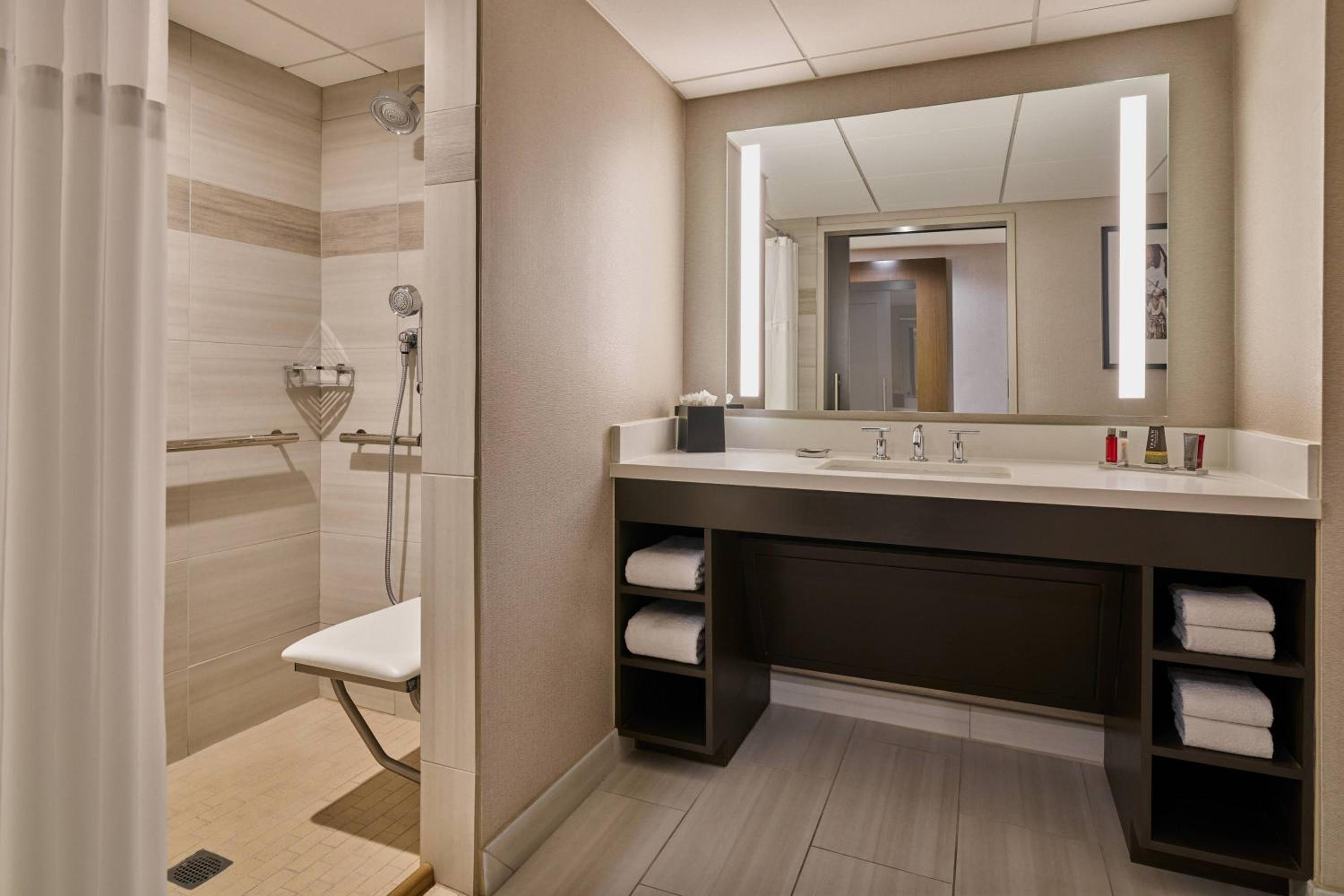 King or Double Room - Photo 2