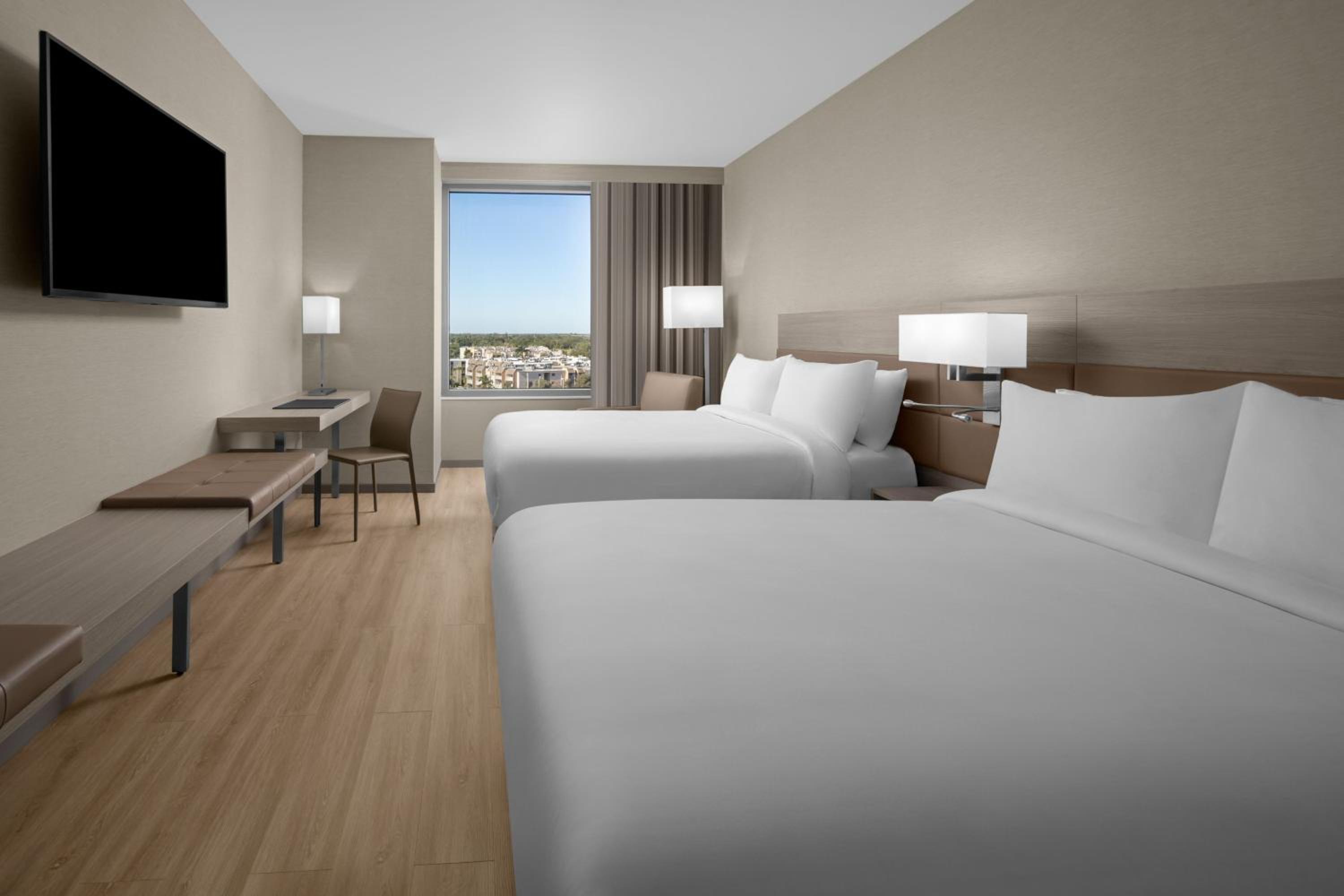 Guest Room with 2 Queen Bed