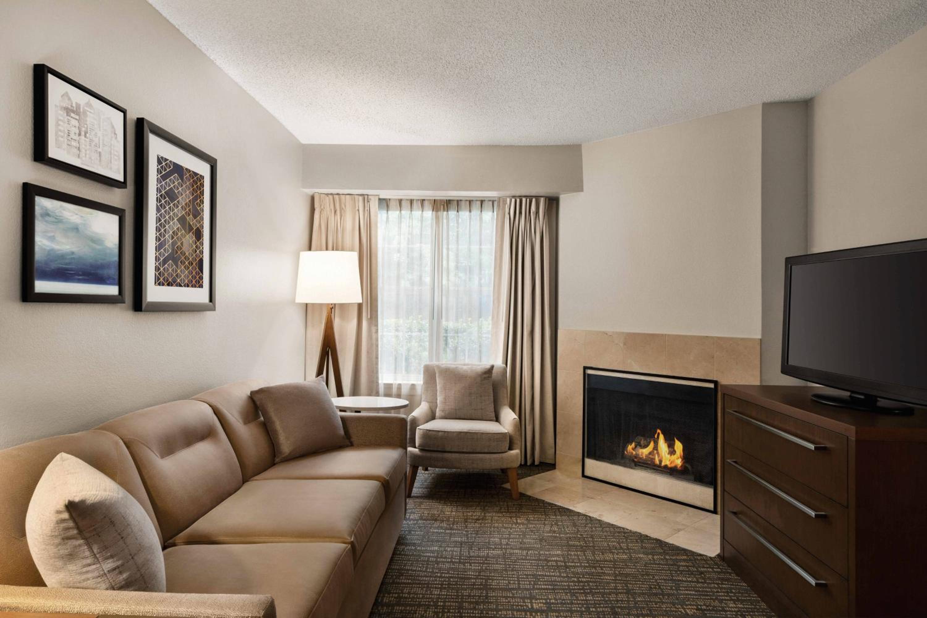 Two-Bedroom Queen Suite - Photo 1