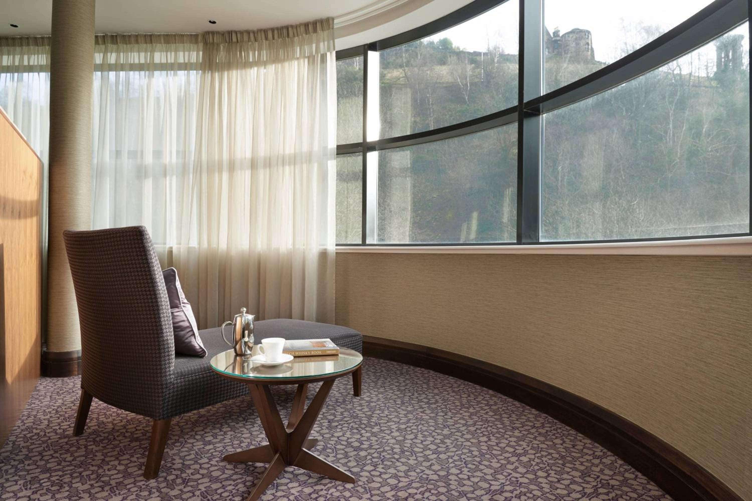Lady Glenorchy Suite, Larger Suite, 1 King, City View  photo 2