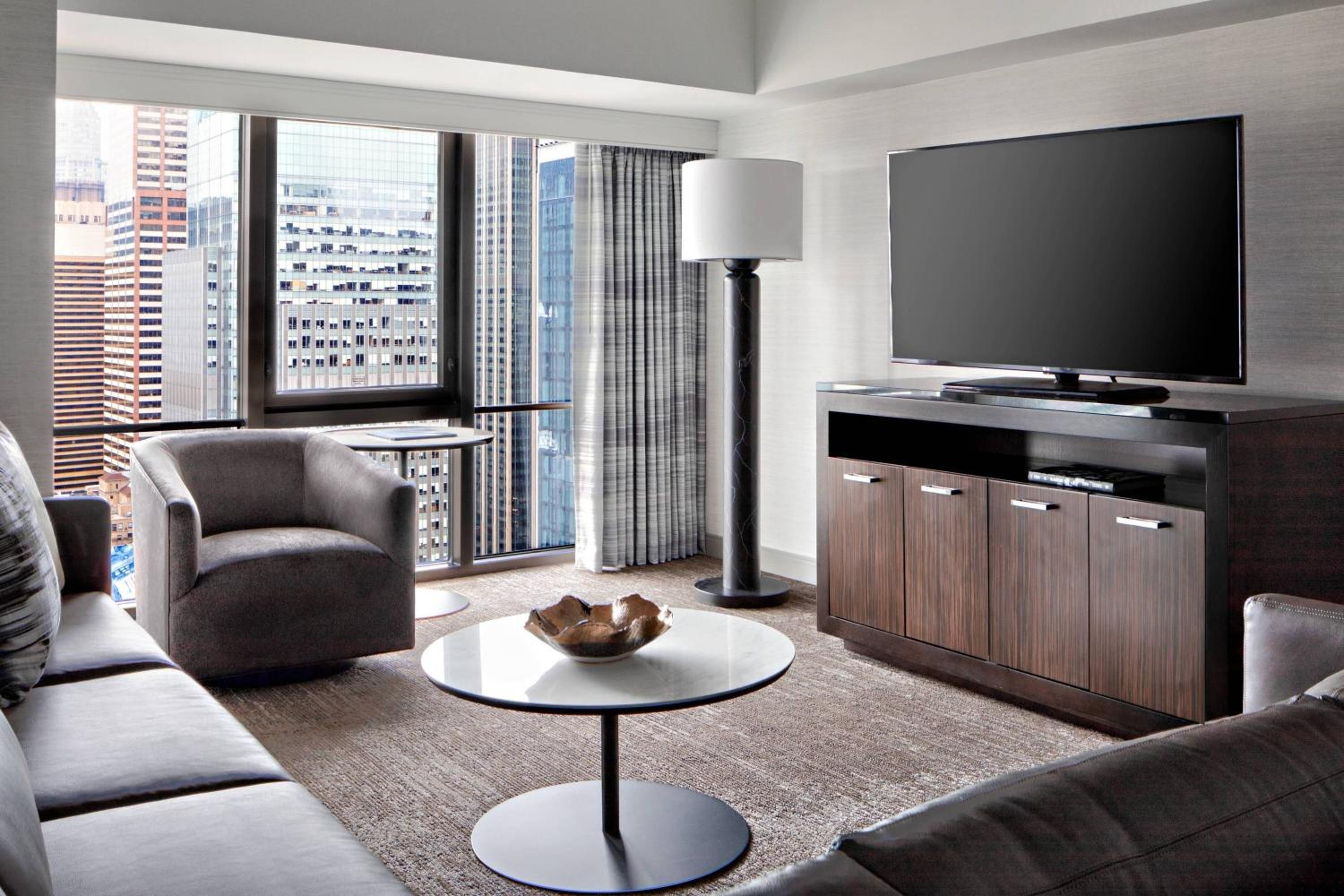 One-Bedroom King Suite with Sofa Bed - High Floor