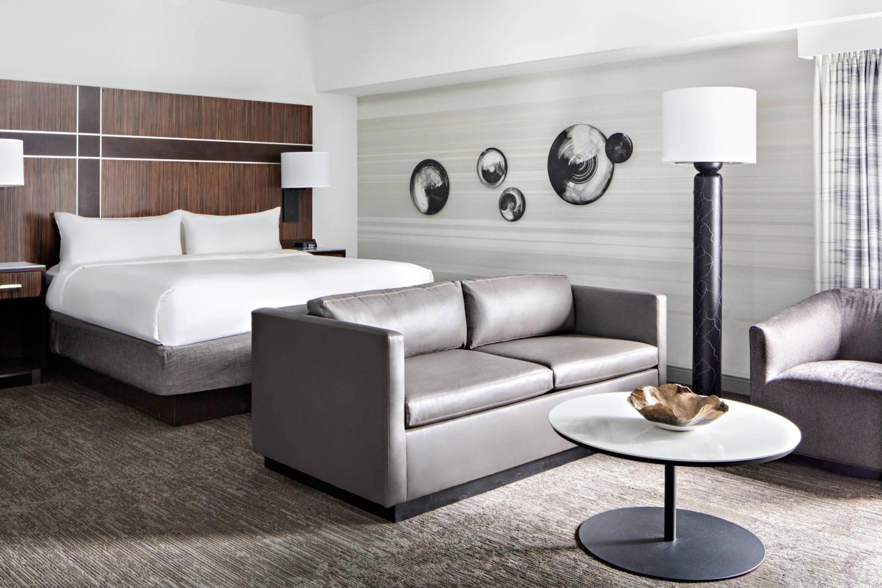 One-Bedroom King Suite with Sofa Bed - High Floor