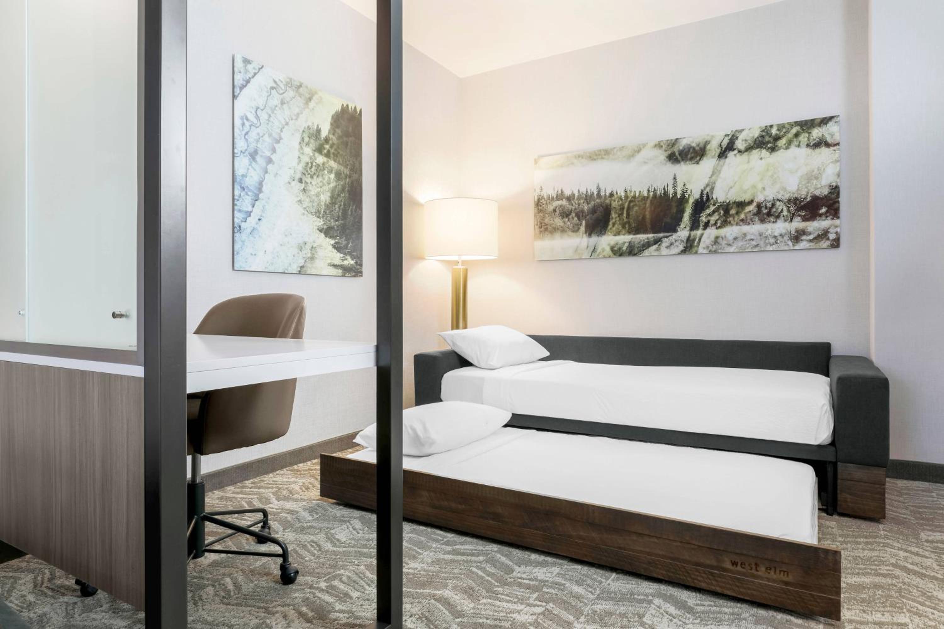 Suite with Two Queen Beds and Trundle Bed - Hearing Accessible - Photo 5
