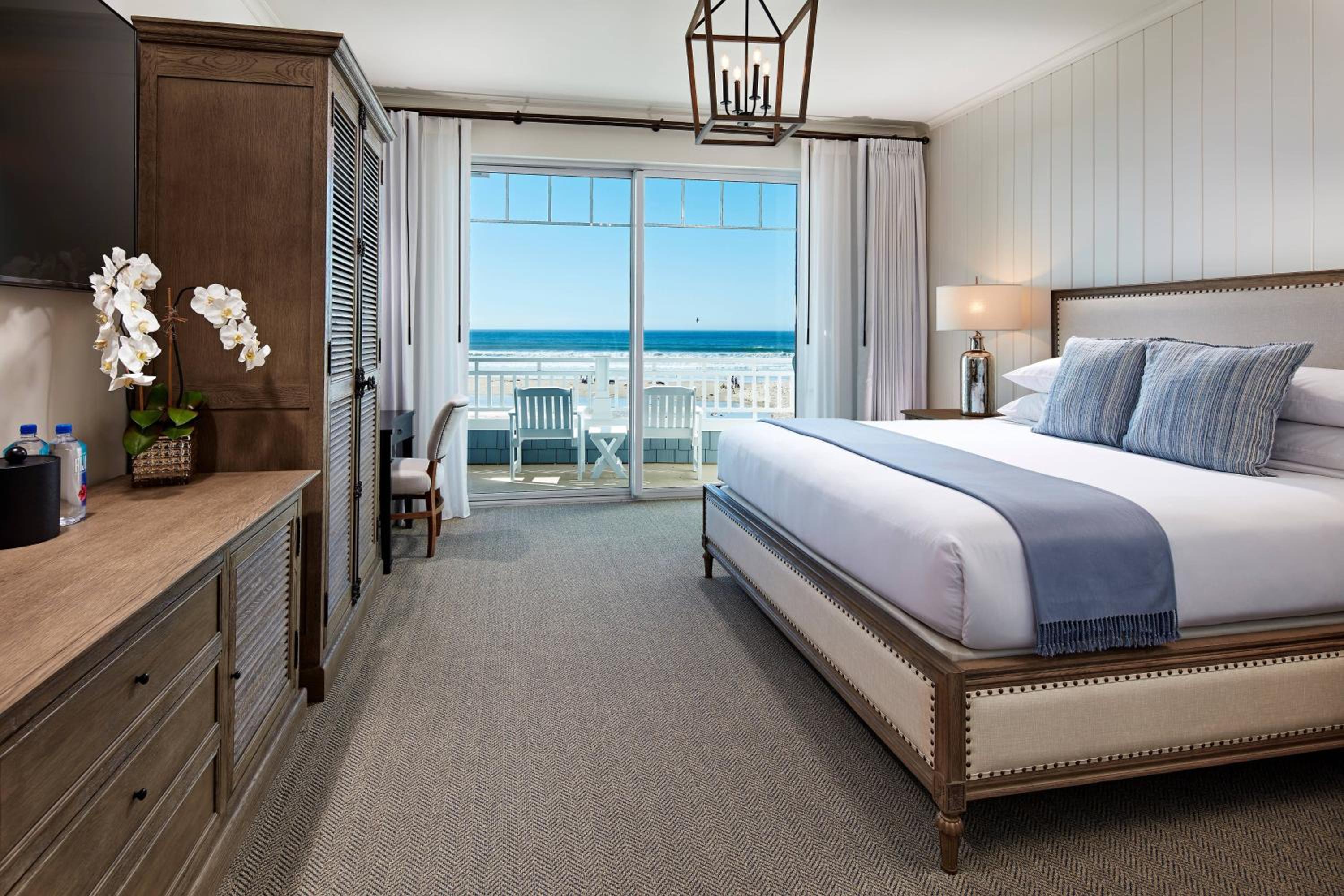 Guest room, 1 King, Ocean View, Balcony - Photo 7