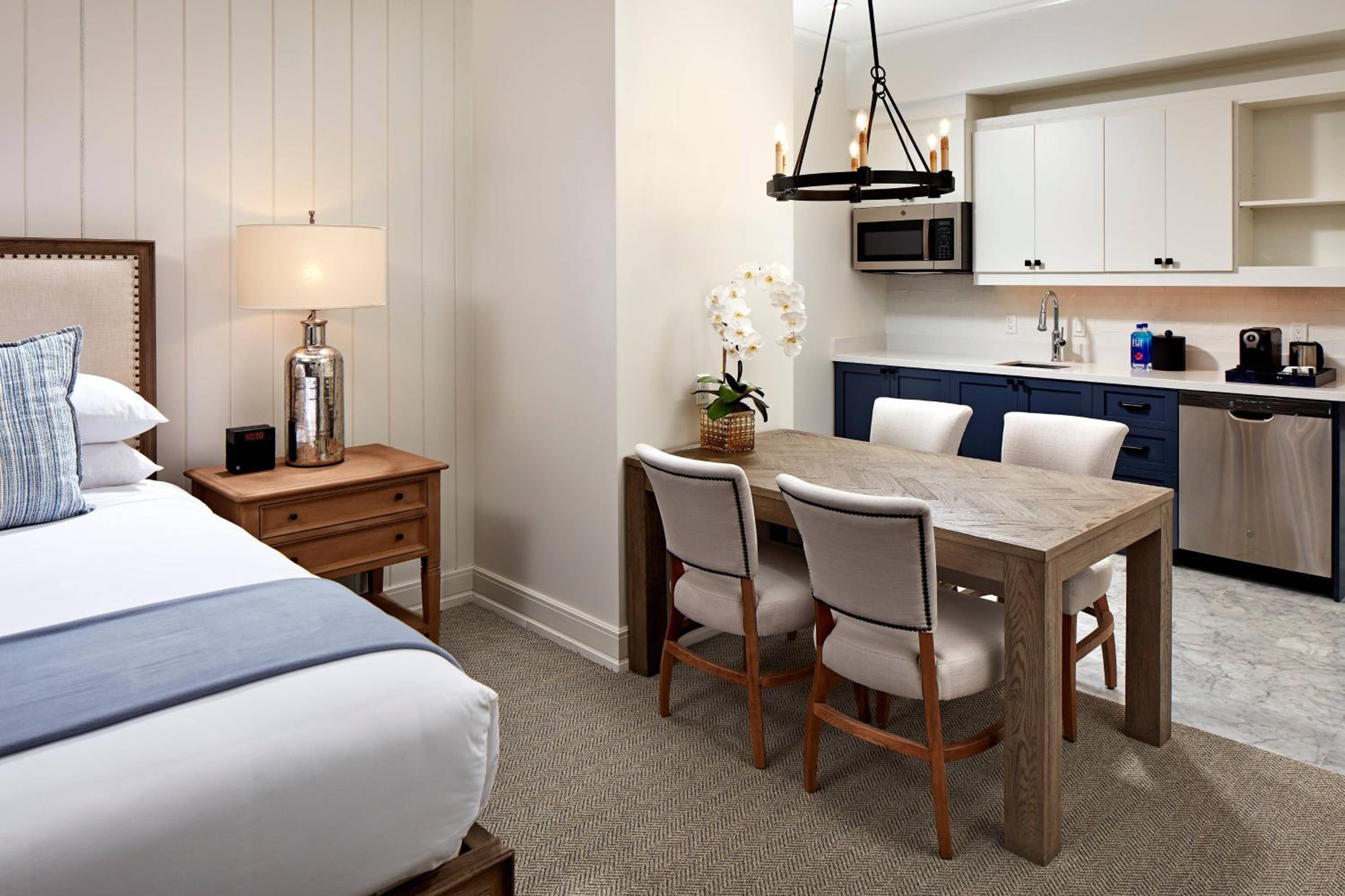 Suite with Sofa Bed and Ocean View - Photo 6
