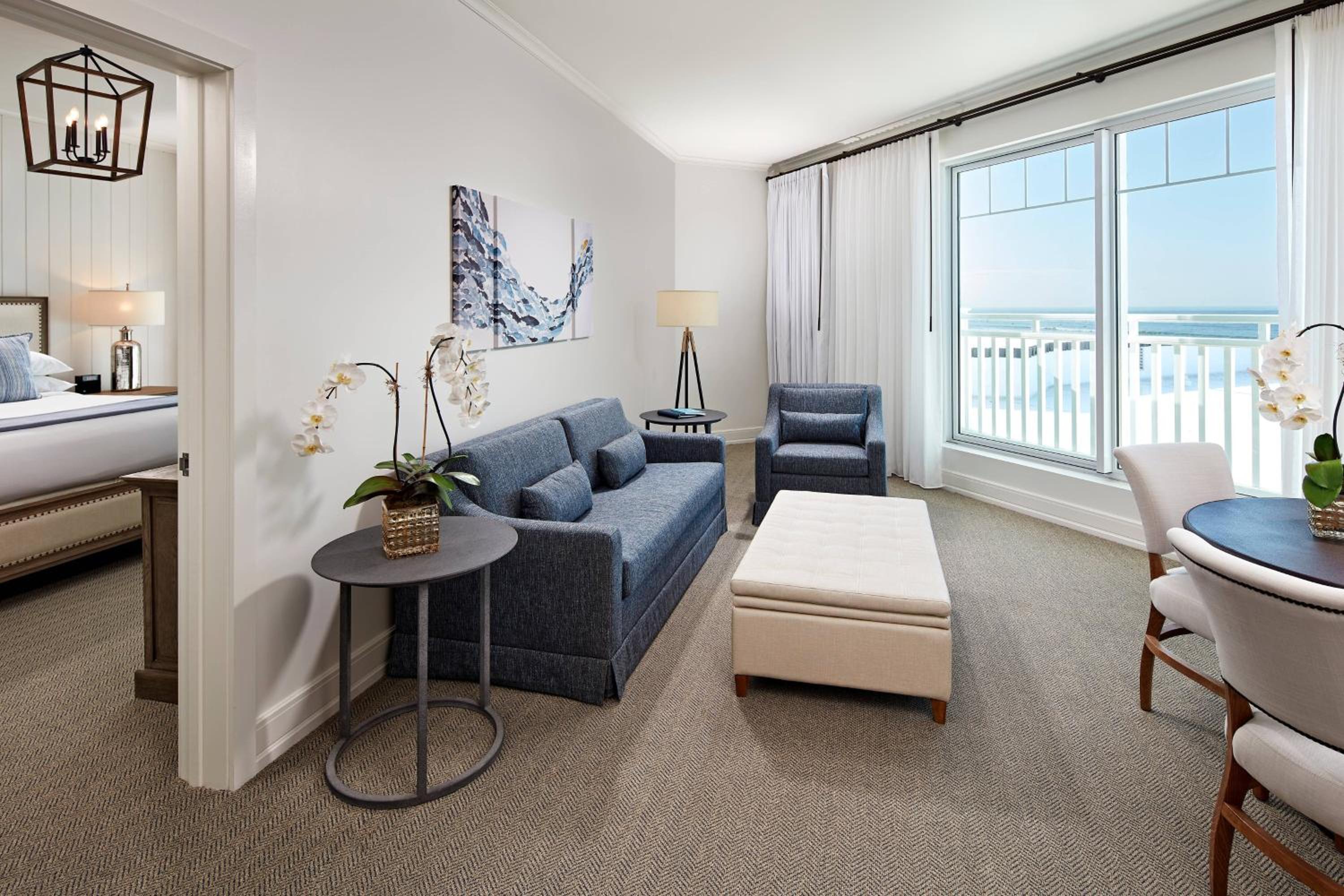 One-Bedroom Presidential Suite with Balcony