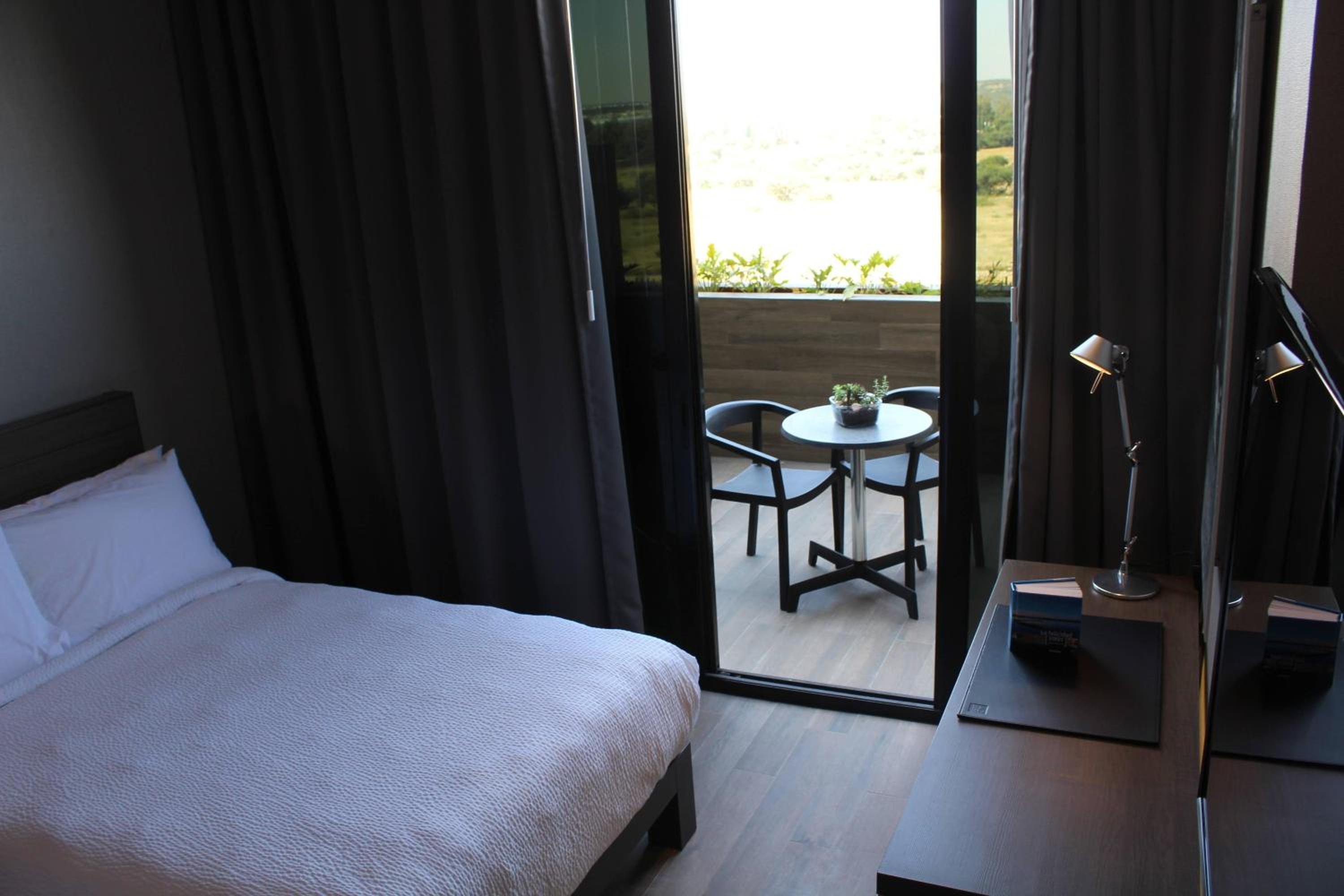 Double Room - Photo 6
