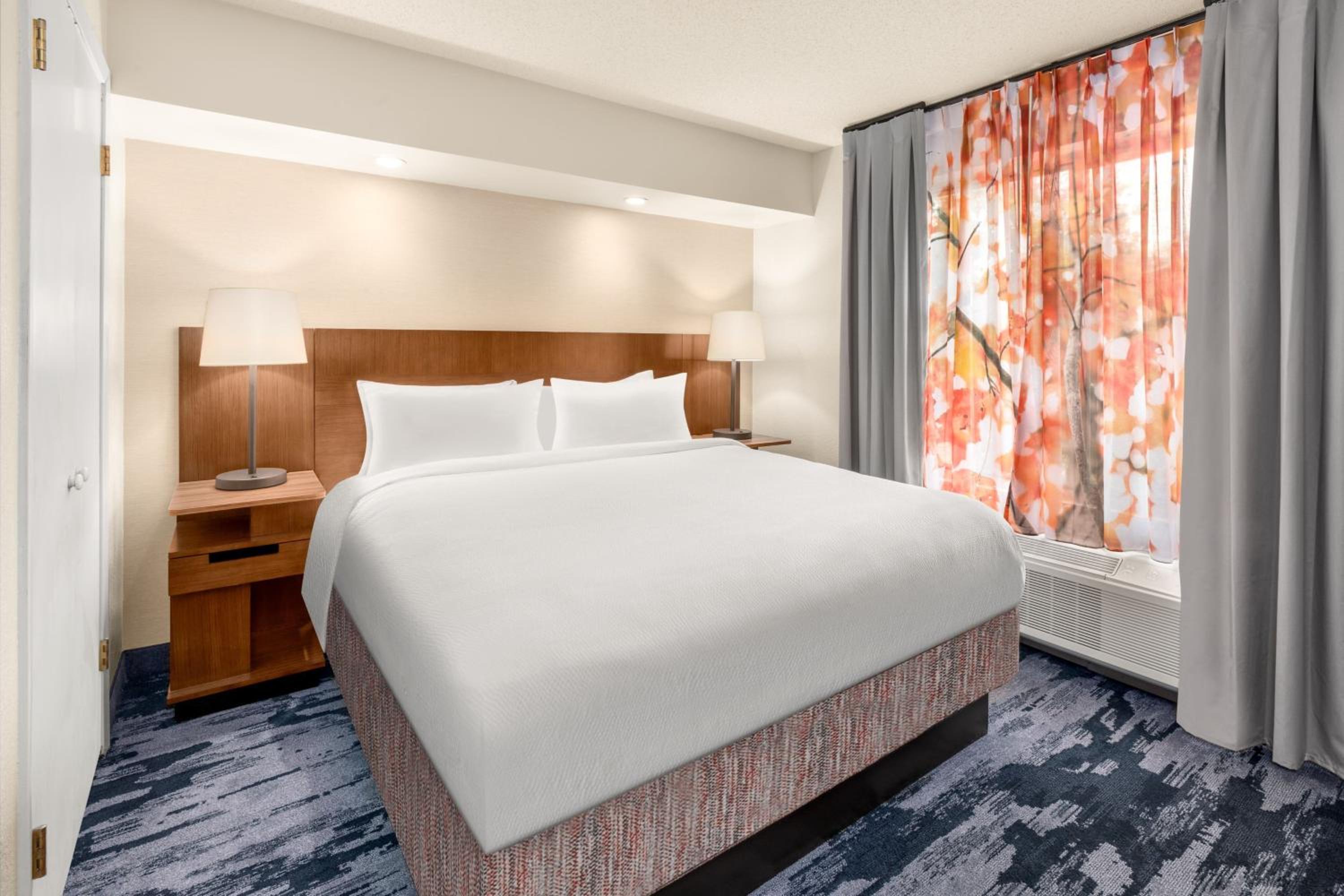 Executive King Suite - Photo 4