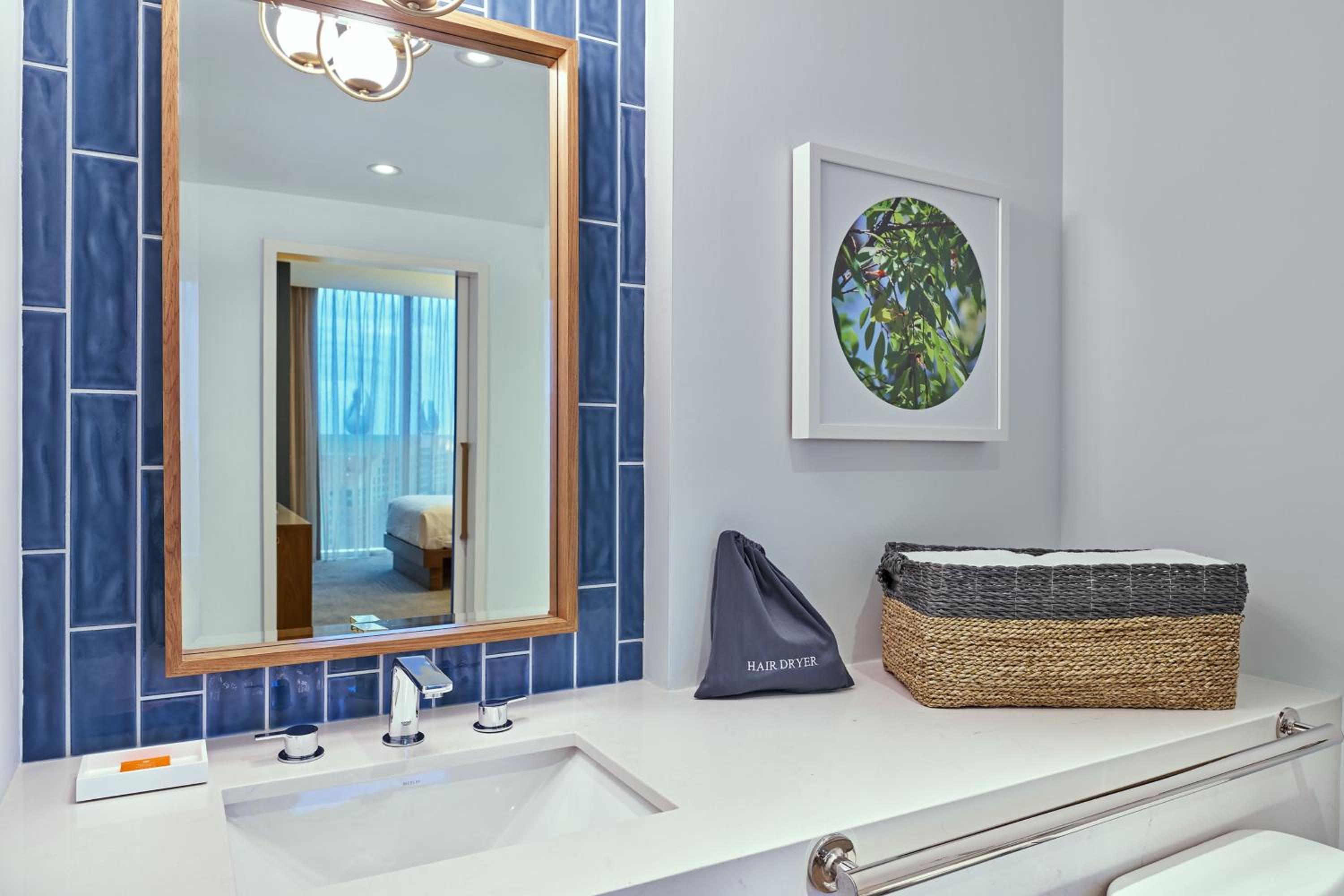Traditional Queen Room with Two Queen Beds and Adapted Tub - Mobility and Hearing Accessible (Includes Early Entry To Disney Theme Parks)