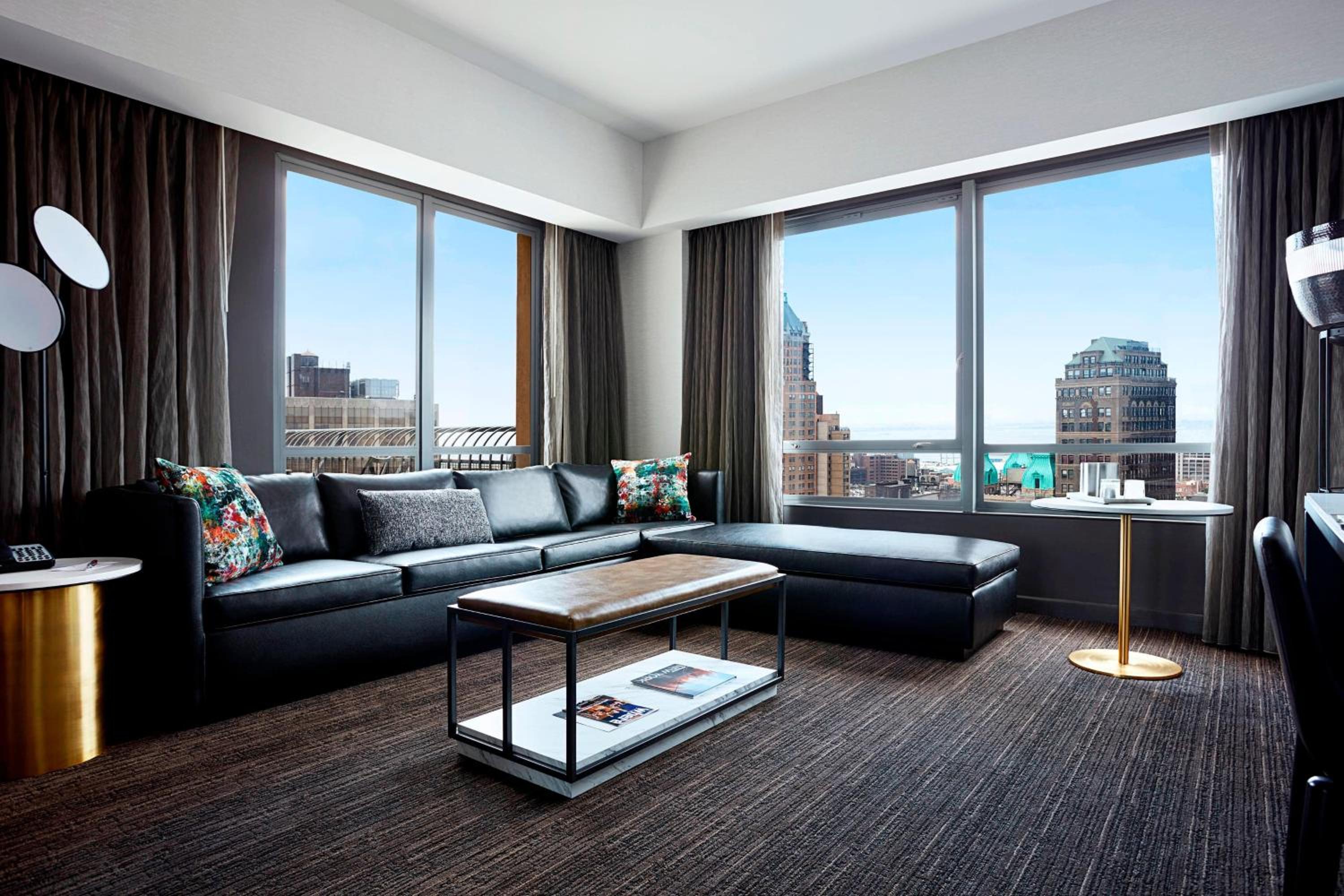 Terrace Suite, 1 Bedroom 2 room Suite, 1 King, Sofa bed