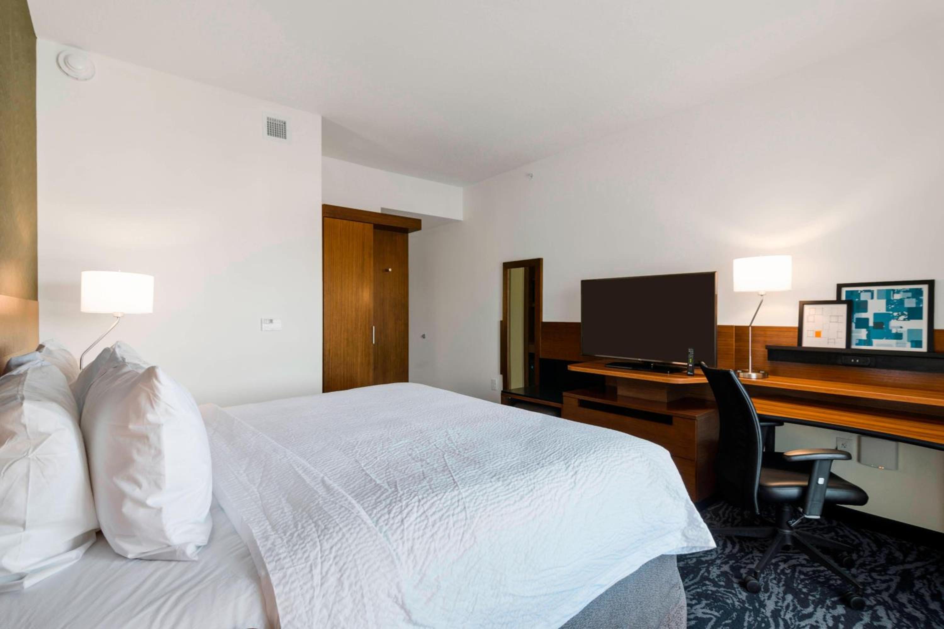 King Guest Room photo 3
