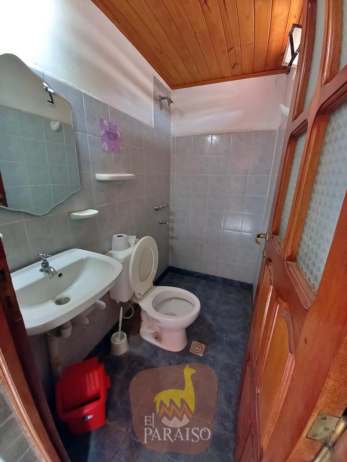 Twin Room With Shared Bathroom photo 2