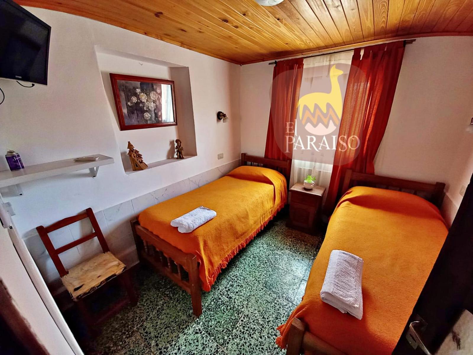 Twin Room With Shared Bathroom photo 3