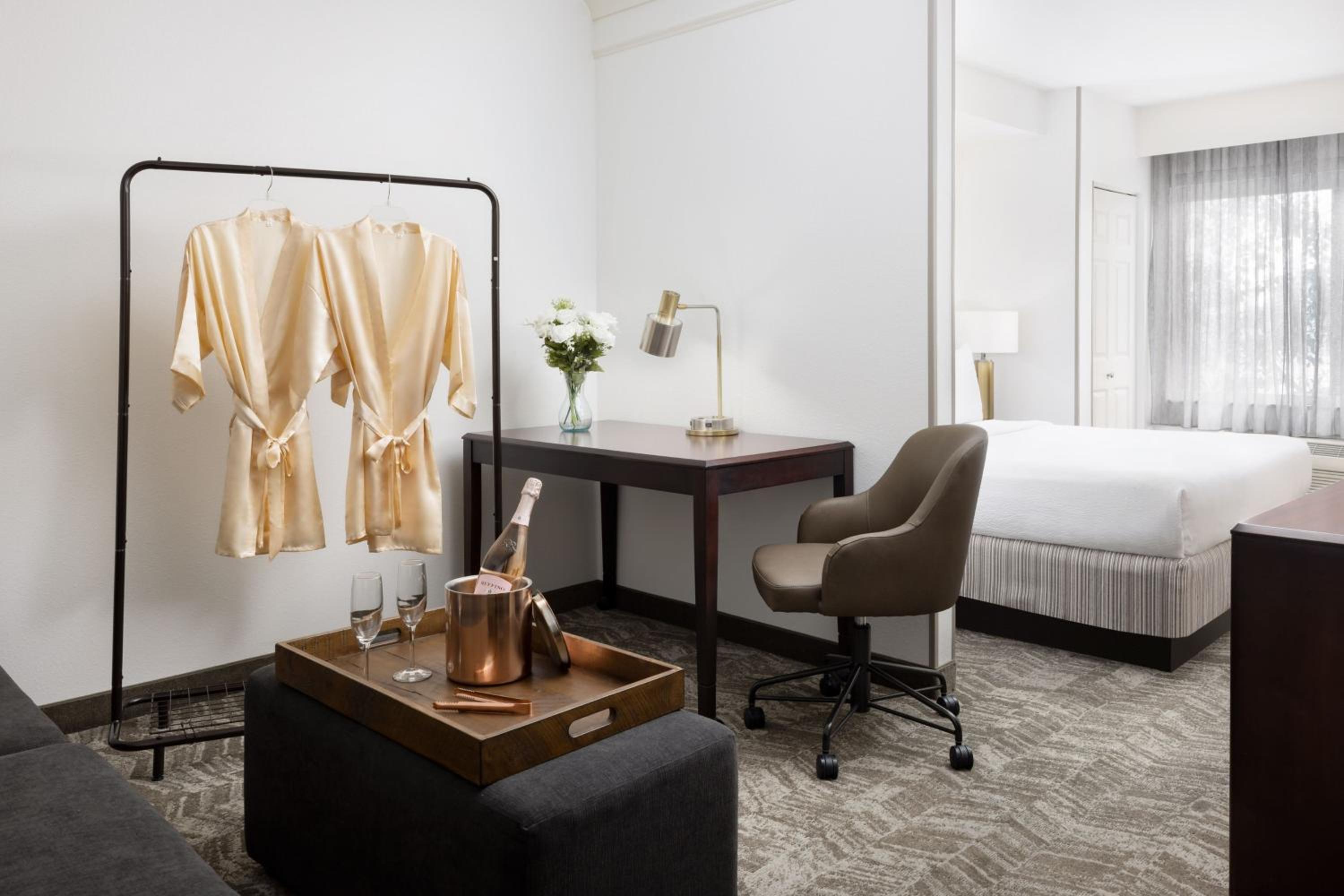 King Suite with Sofa Bed - Photo 5